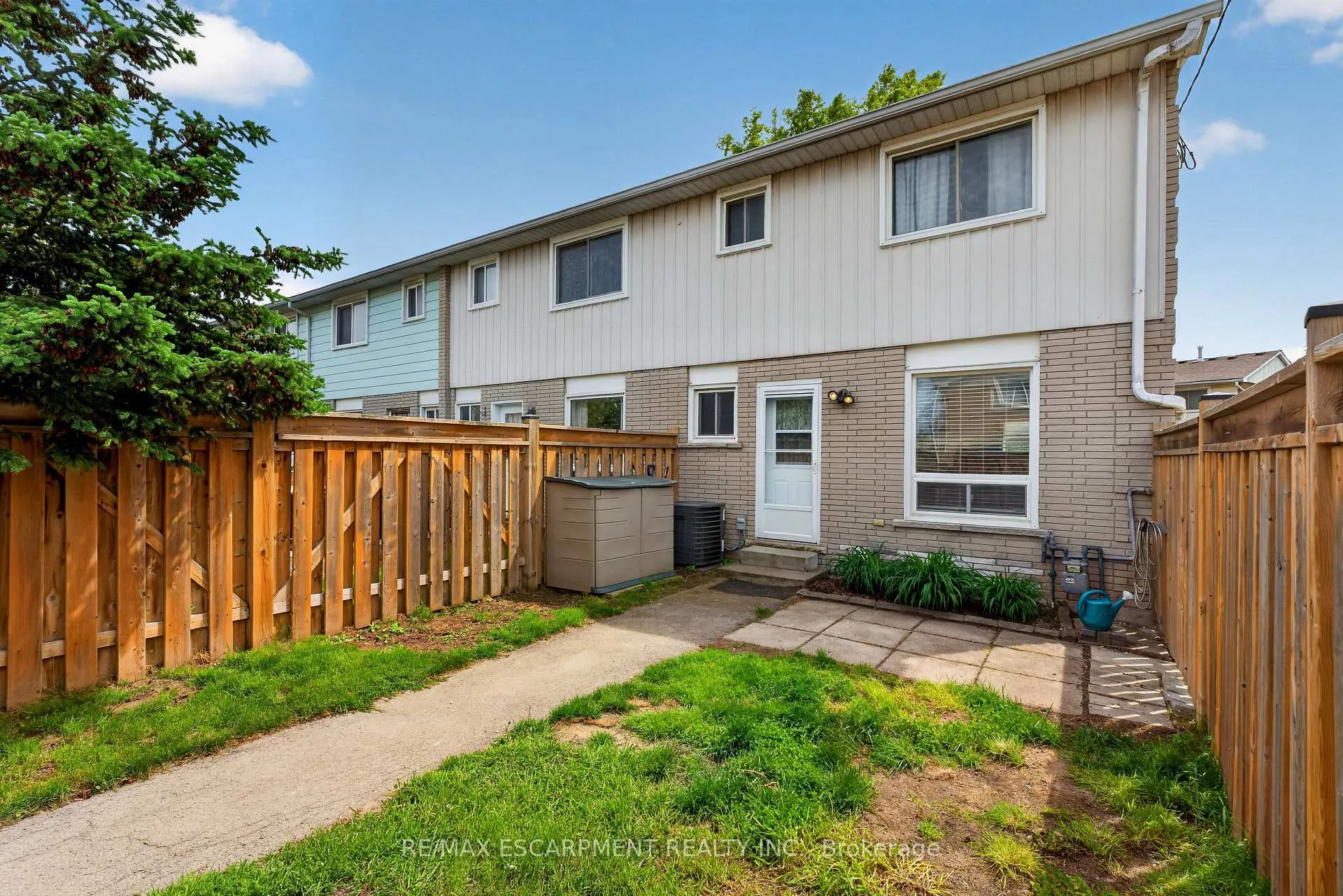 Photo 29 of Unit 31, 2700 Barton Street E, Hamilton, Riverdale — HOMEH