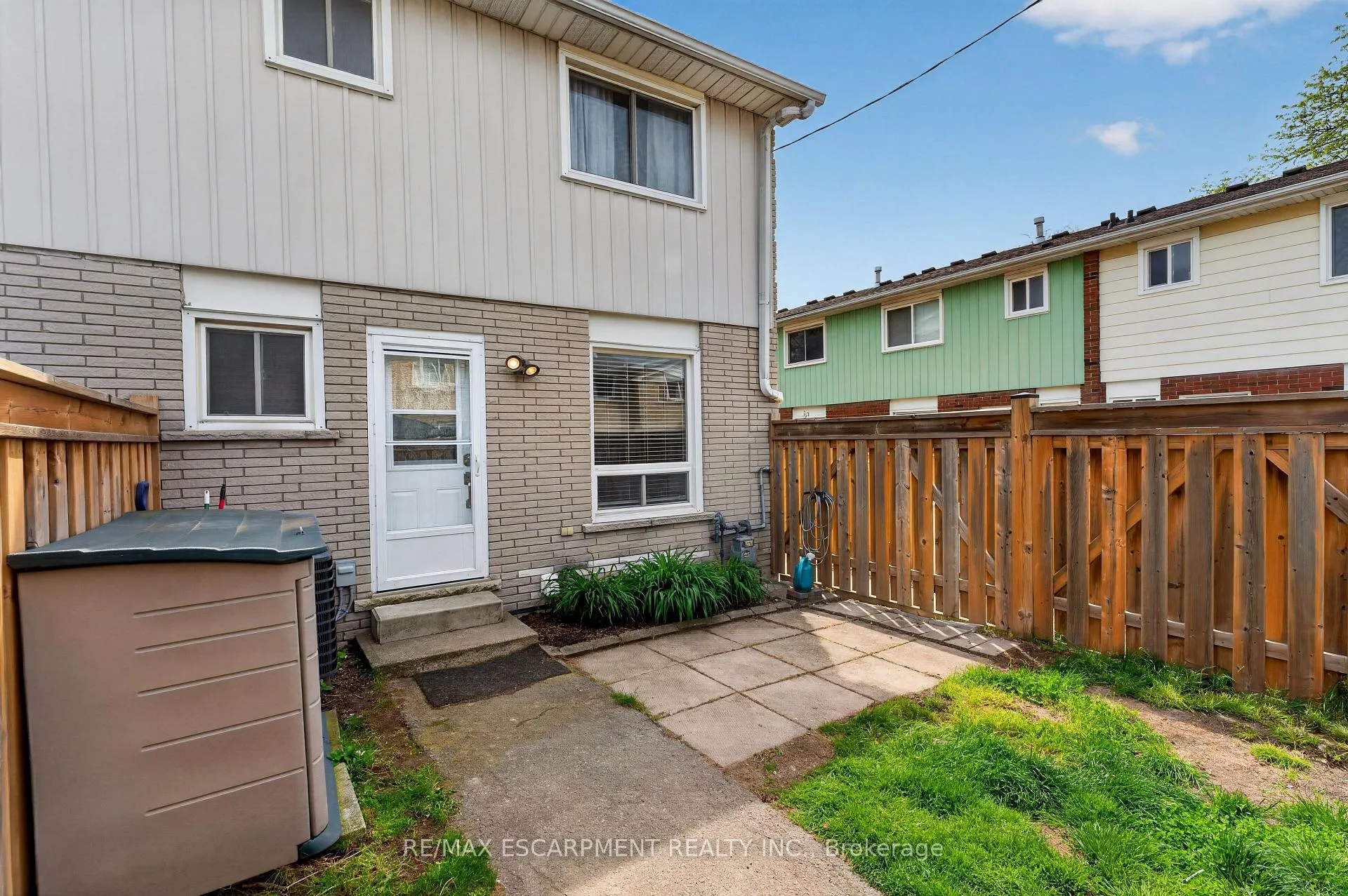 Photo 30 of Unit 31, 2700 Barton Street E, Hamilton, Riverdale — HOMEH