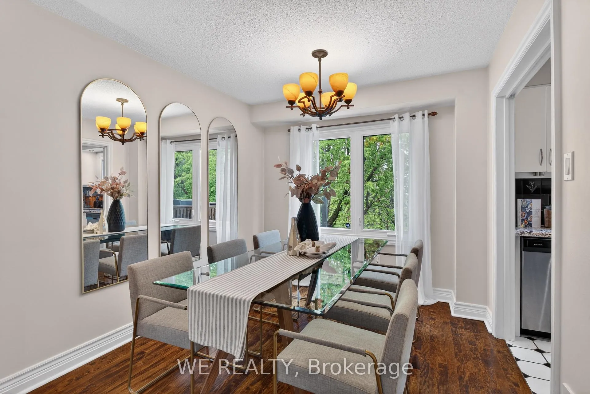 Photo 8 of 12 Patterson Crescent, Ajax, Central — HOMEH