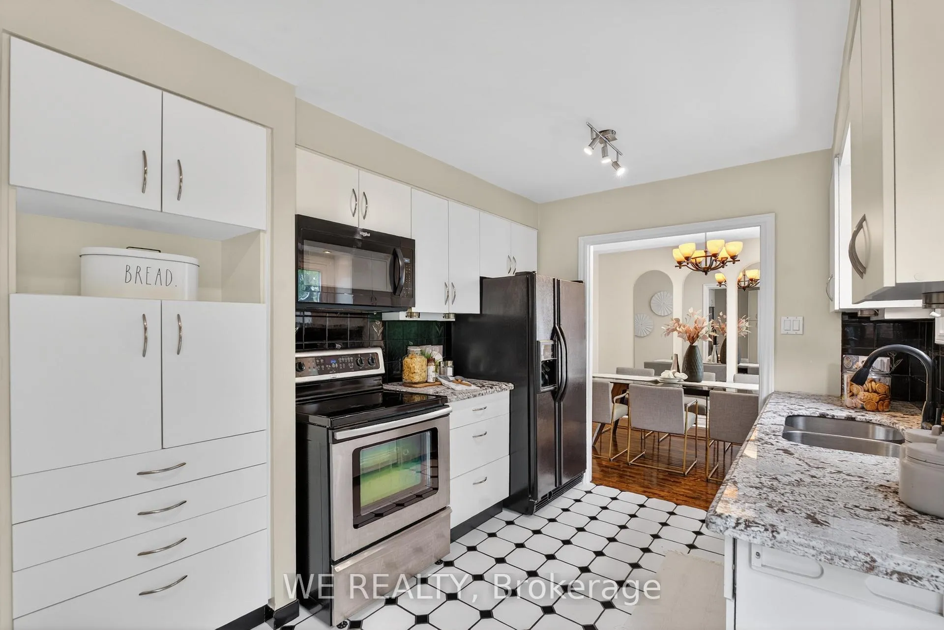 Photo 16 of 12 Patterson Crescent, Ajax, Central — HOMEH