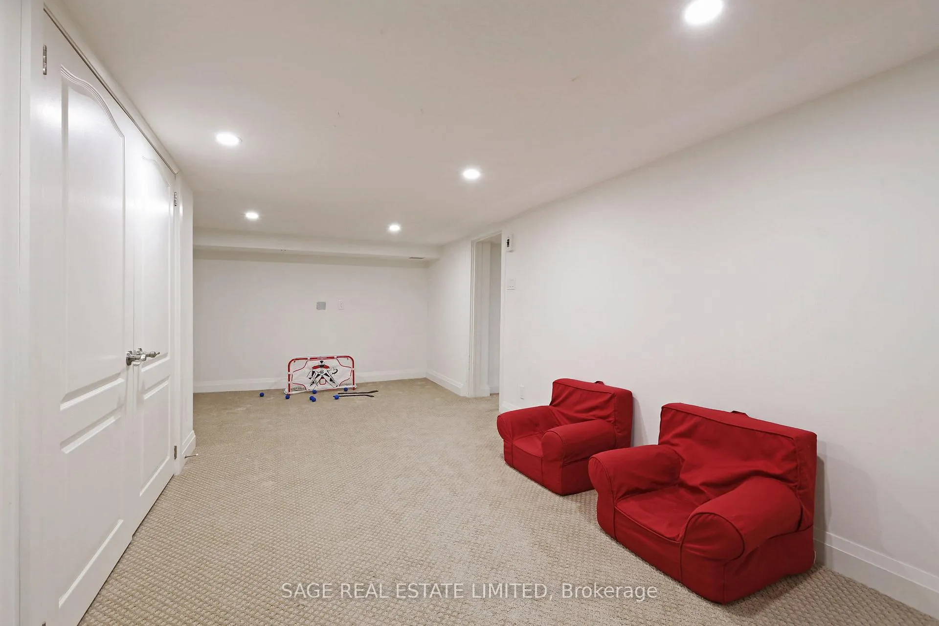 Photo 29 of 85 Weybourne Crescent, Toronto, Lawrence Park South — HOMEH