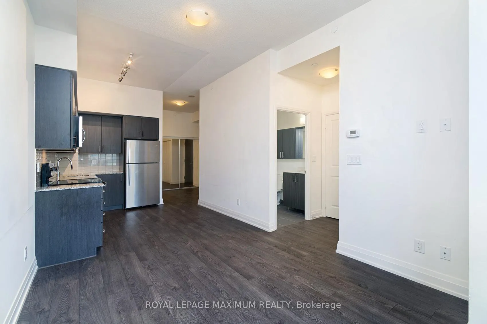 Photo 3 of Unit 314, 3700 Highway 7 Road, Vaughan, Vaughan Corporate Centre — HOMEH