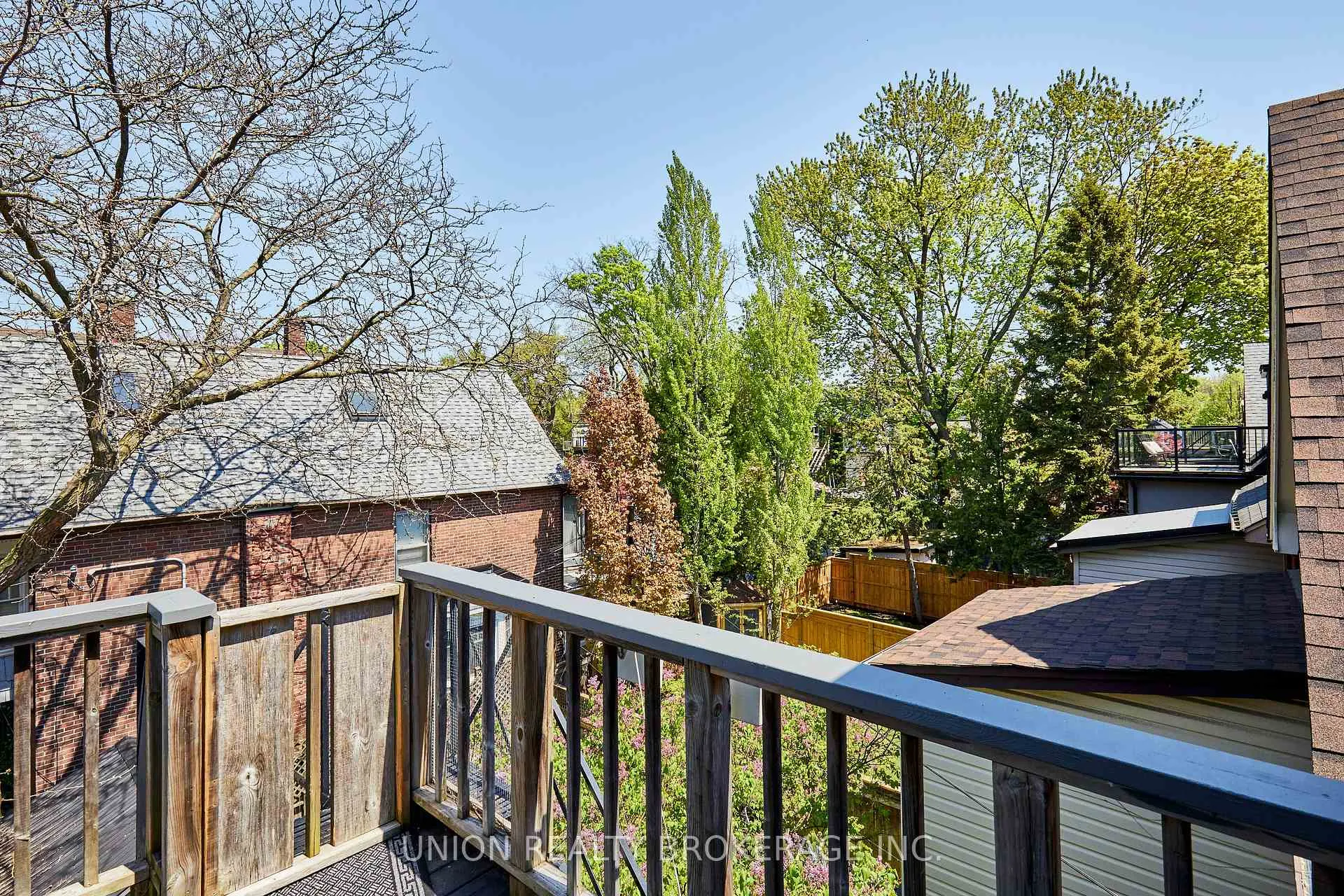 Photo 15 of Unit 3rd Floor, 92 Dixon Avenue, Toronto, The Beaches — HOMEH
