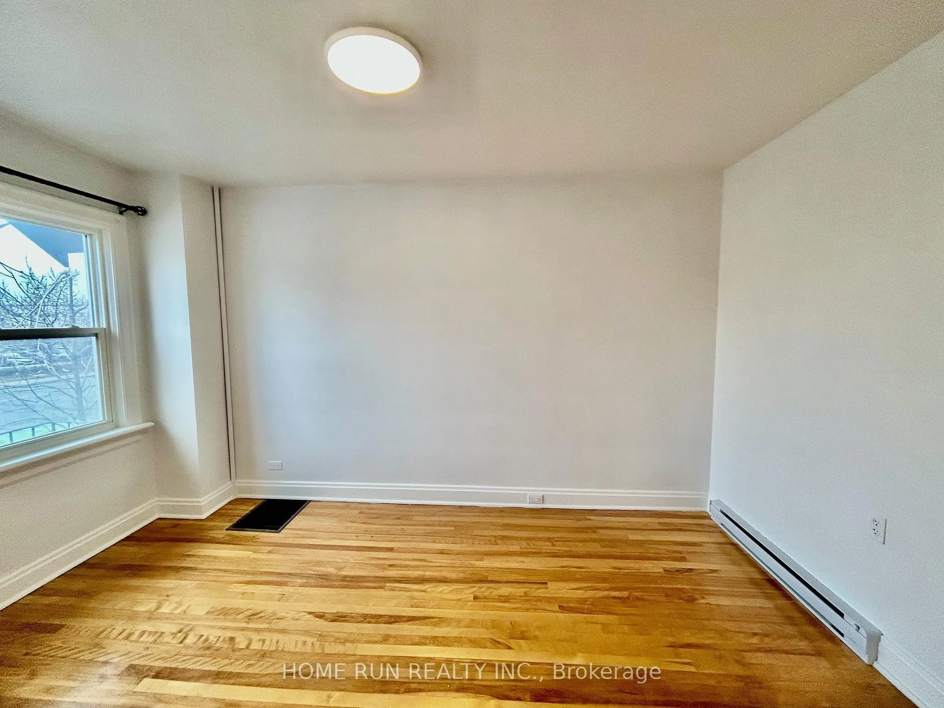 Photo 18 of 704 Brookfield Road S, Ottawa, Mooneys Bay/Riverside Park — HOMEH