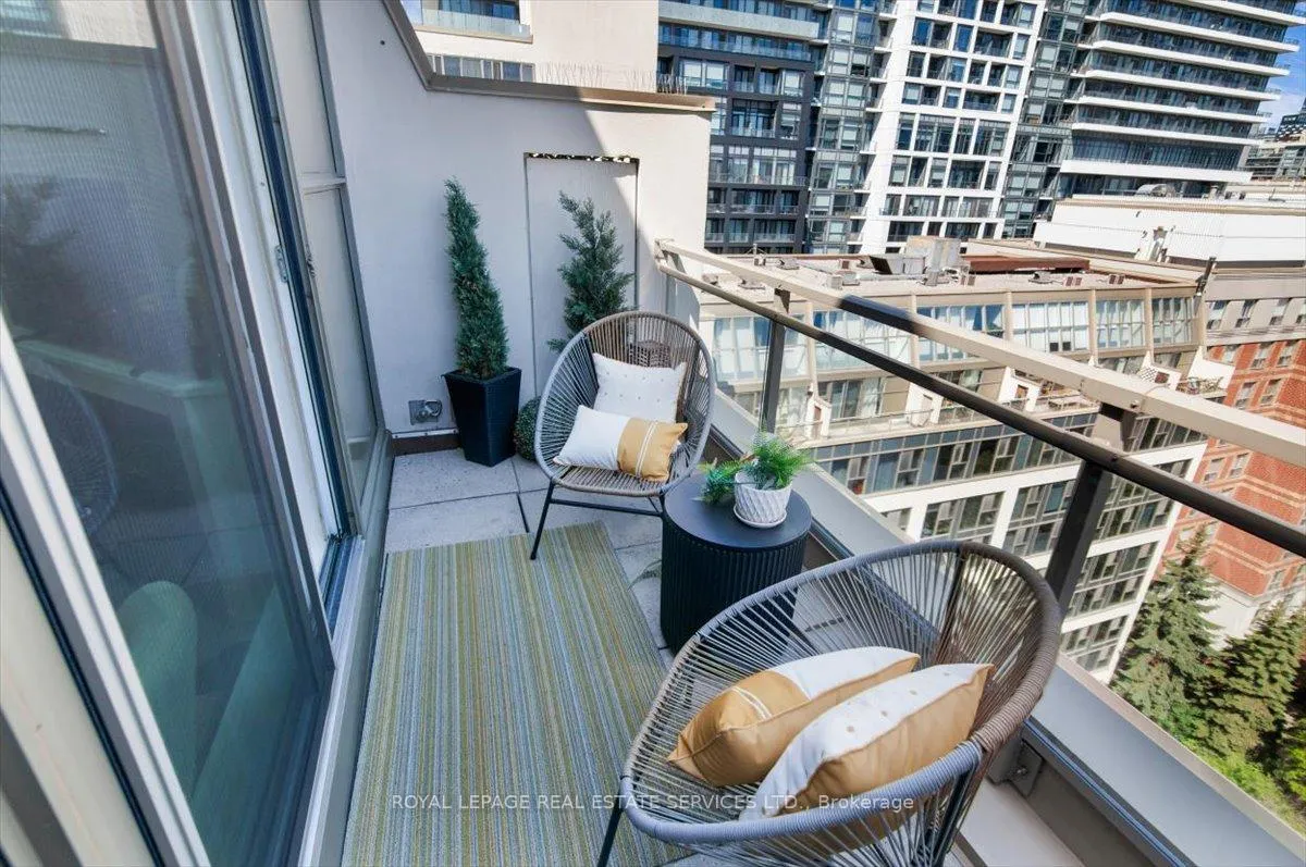 Photo 18 of Unit 1202, 222 The Esplanade, Toronto, Waterfront Communities — HOMEH