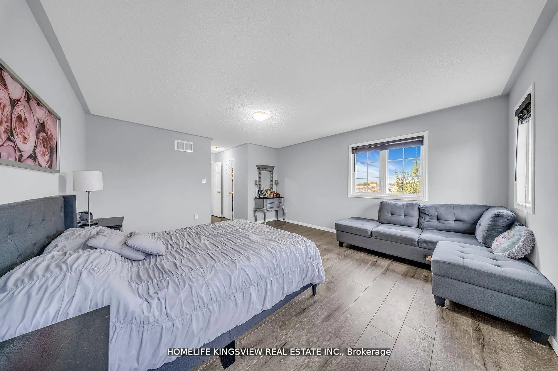 Photo 19 of 241 Canada Drive, Vaughan, Vellore Village — HOMEH