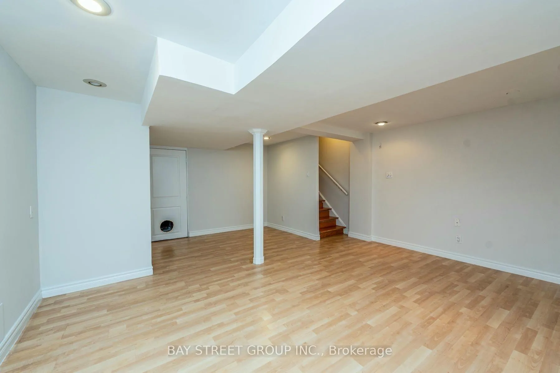 Photo 17 of 130 Royal Appian Crescent, Vaughan, Patterson — HOMEH