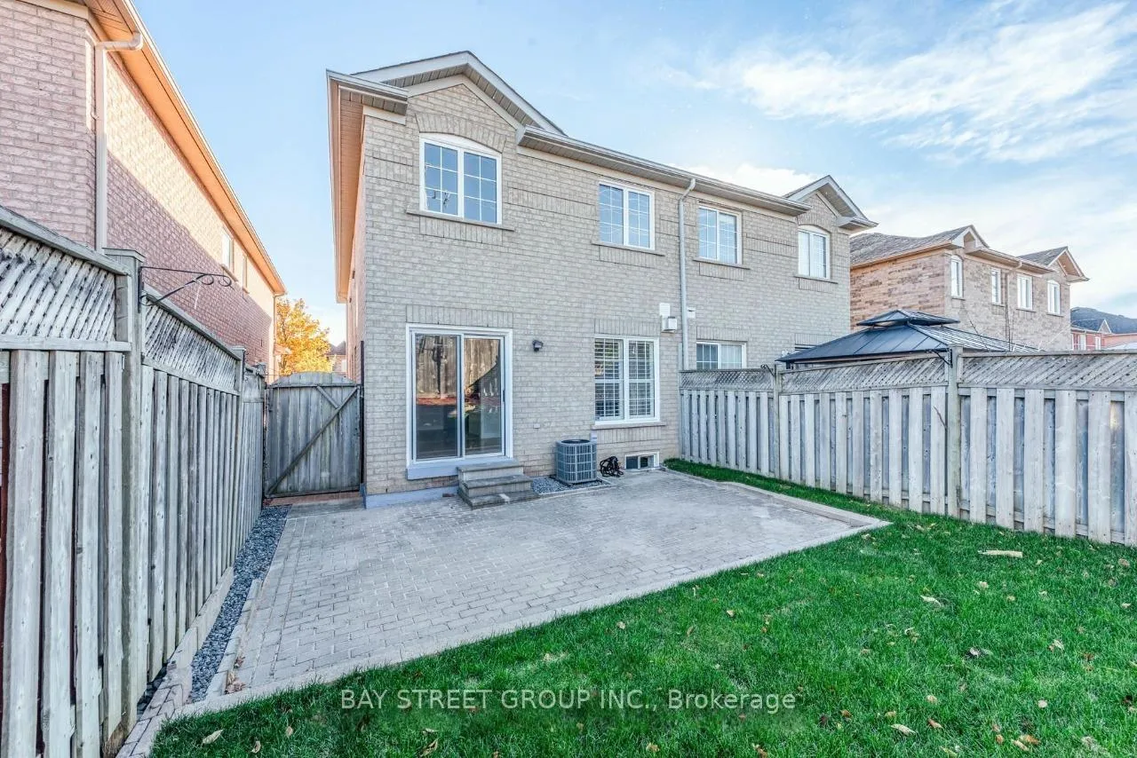 Photo 21 of 130 Royal Appian Crescent, Vaughan, Patterson — HOMEH