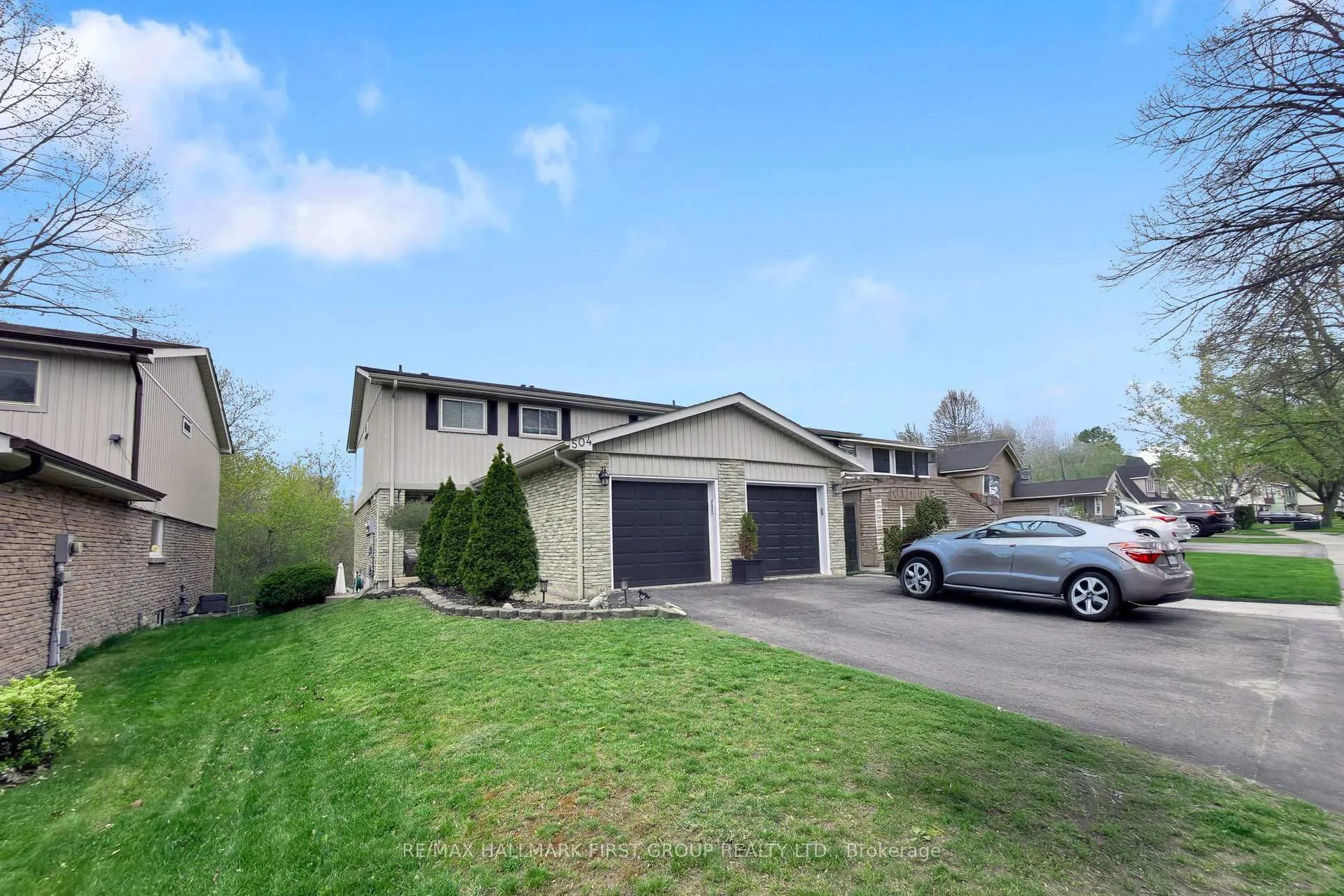 Photo 3 of 504 Camelot Drive, Oshawa, Eastdale — HOMEH