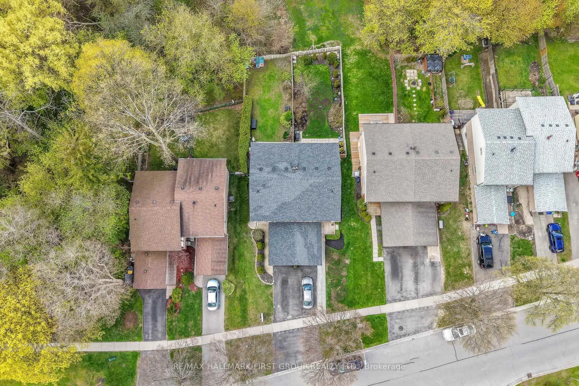 Photo 38 of 504 Camelot Drive, Oshawa, Eastdale — HOMEH