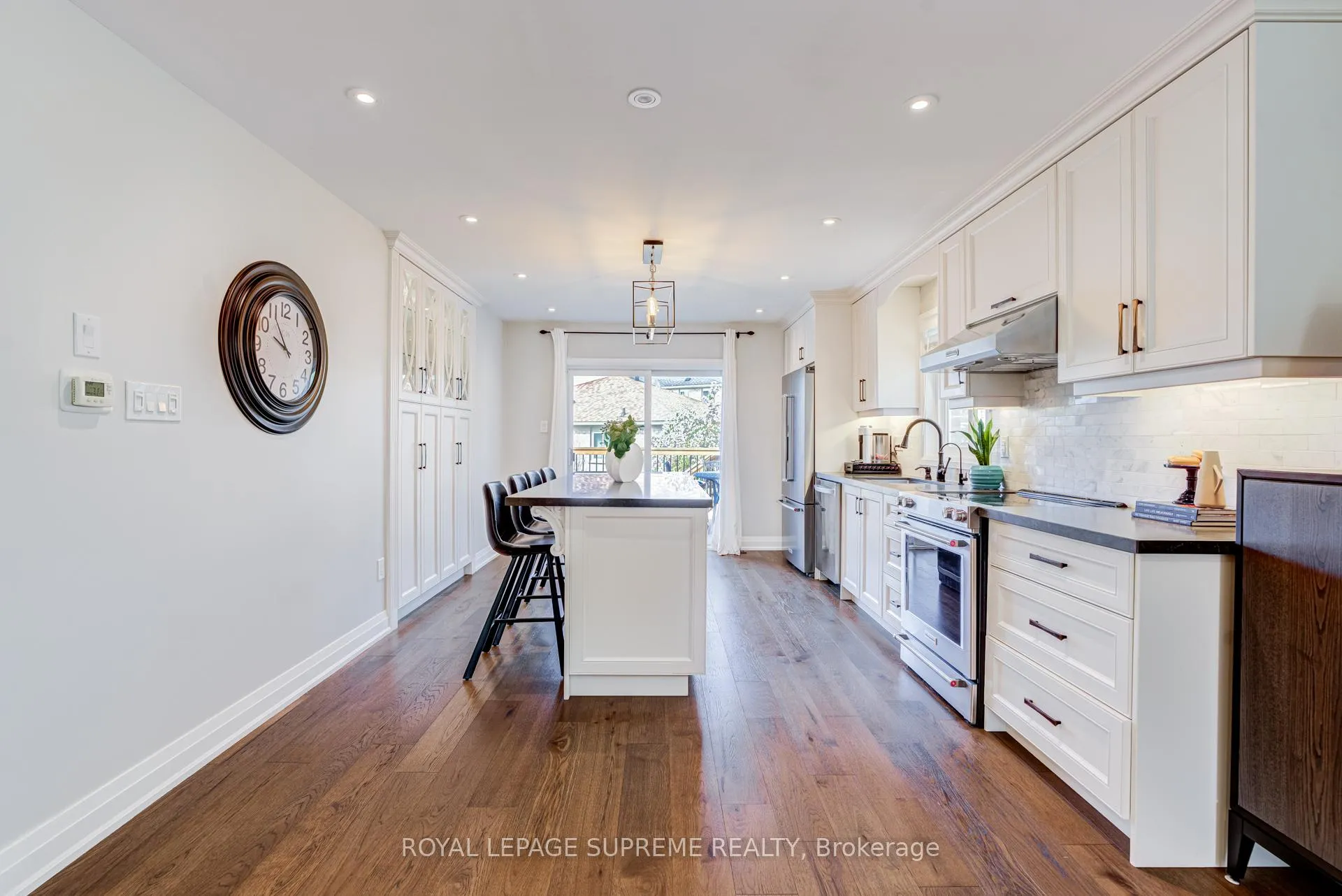 Photo 10 of 146 Cunningham Drive, Barrie, Ardagh — HOMEH