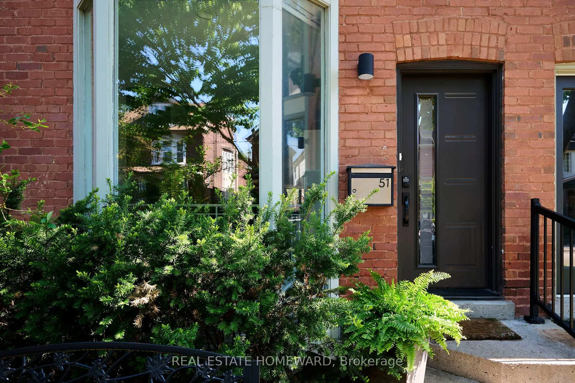 Photo 2 of 51 Harcourt Avenue, Toronto, Blake-Jones — HOMEH
