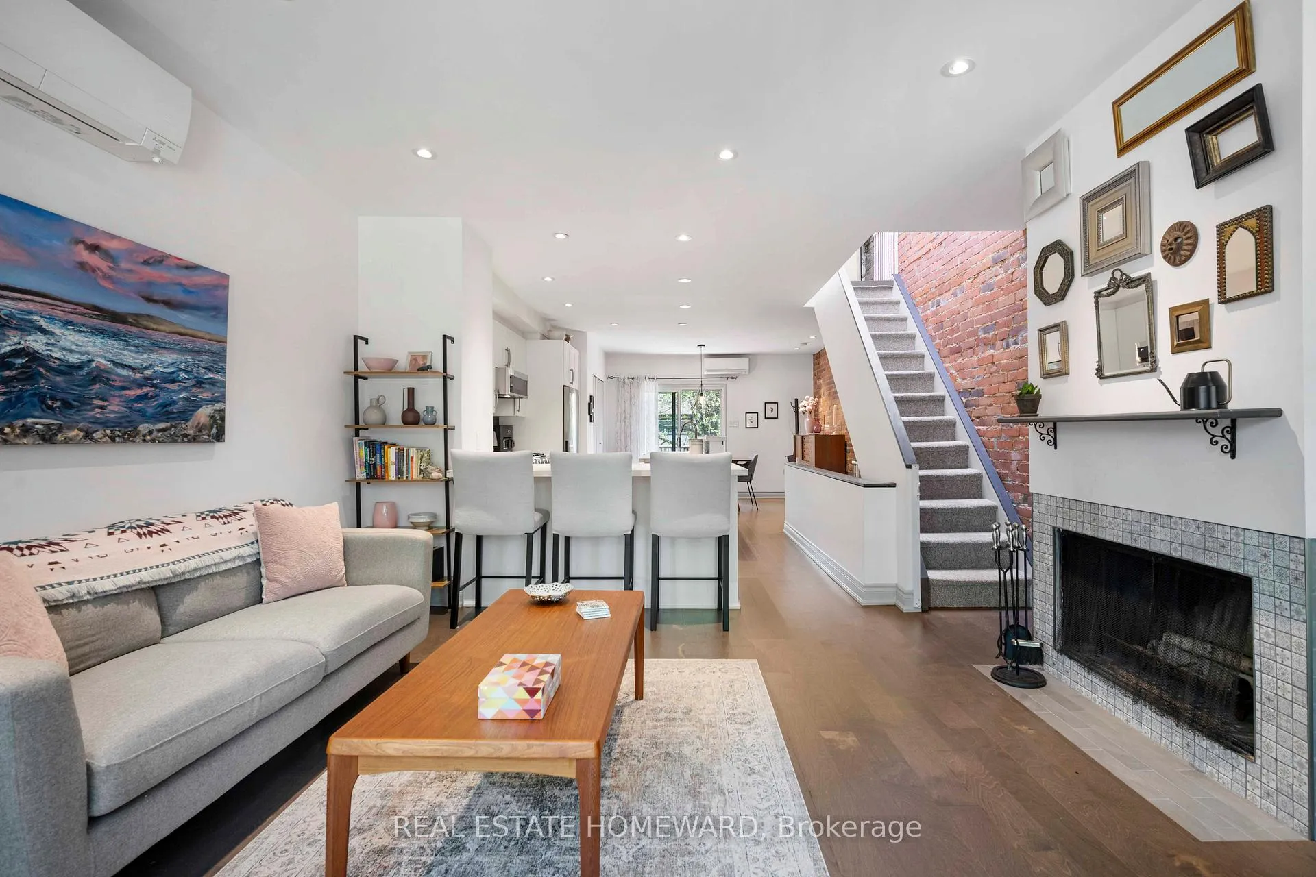 Photo 3 of 51 Harcourt Avenue, Toronto, Blake-Jones — HOMEH
