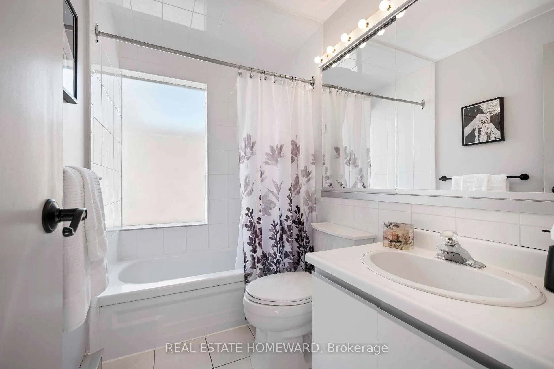 Photo 21 of 51 Harcourt Avenue, Toronto, Blake-Jones — HOMEH
