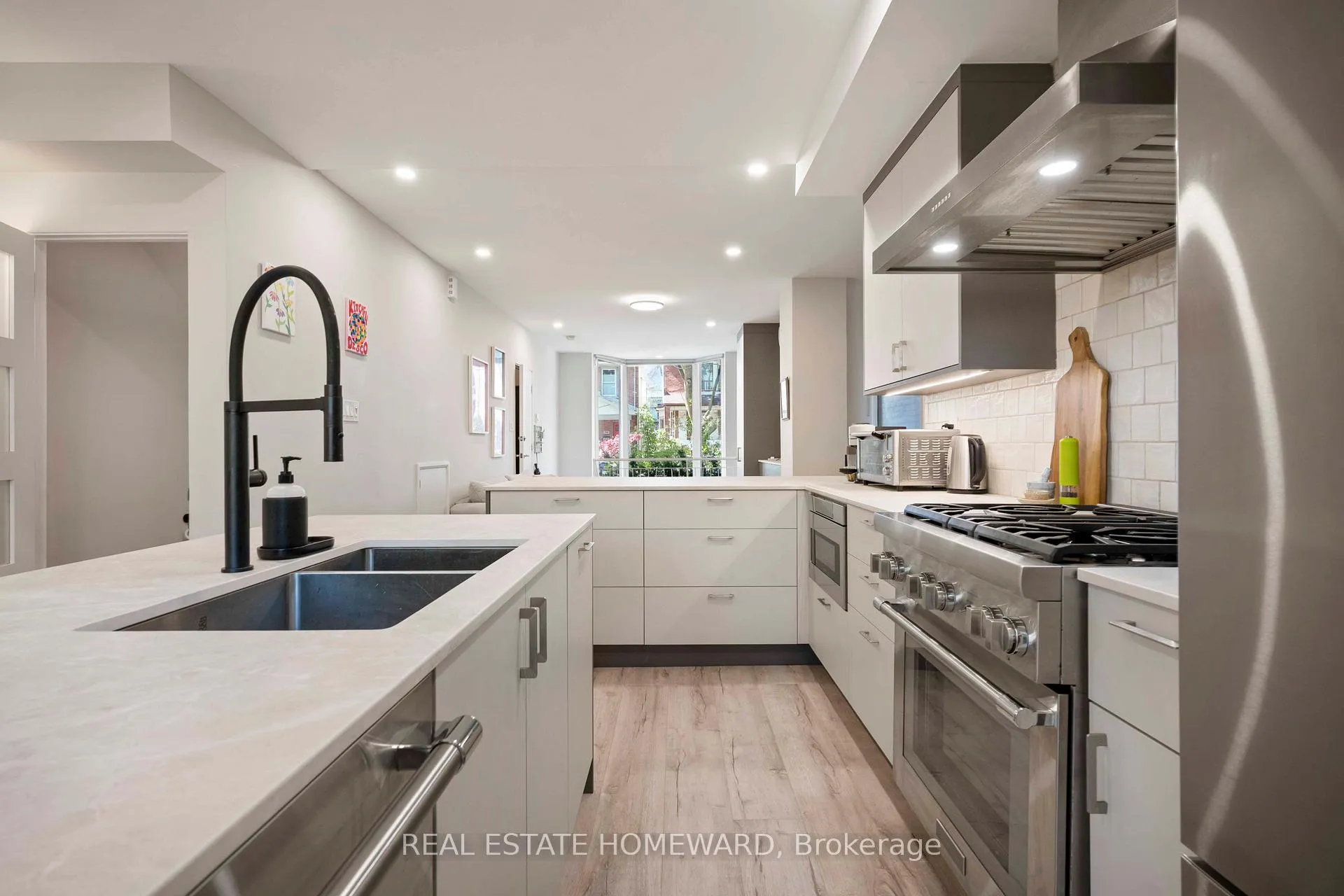 Photo 30 of 51 Harcourt Avenue, Toronto, Blake-Jones — HOMEH
