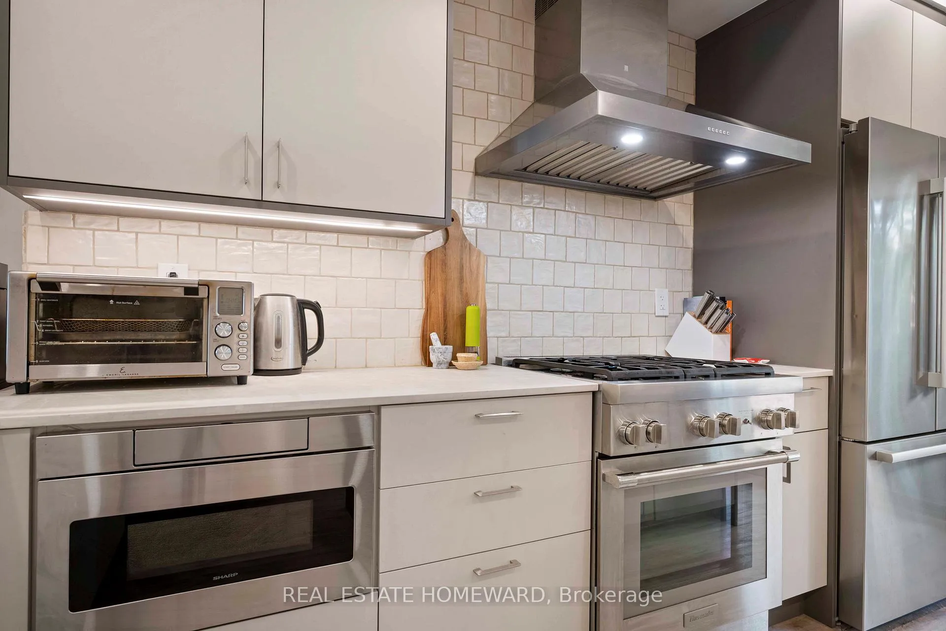 Photo 32 of 51 Harcourt Avenue, Toronto, Blake-Jones — HOMEH