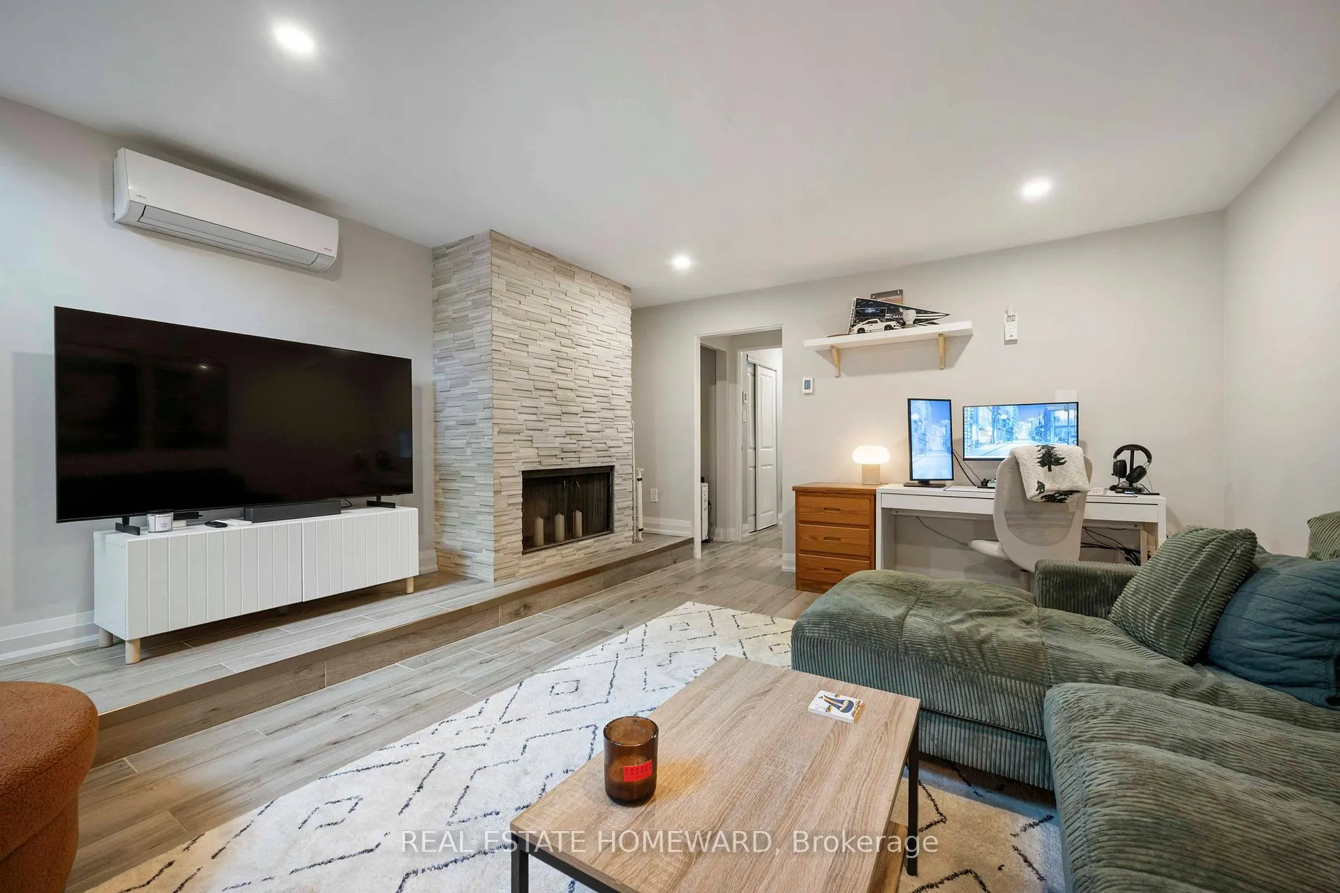 Photo 41 of 51 Harcourt Avenue, Toronto, Blake-Jones — HOMEH