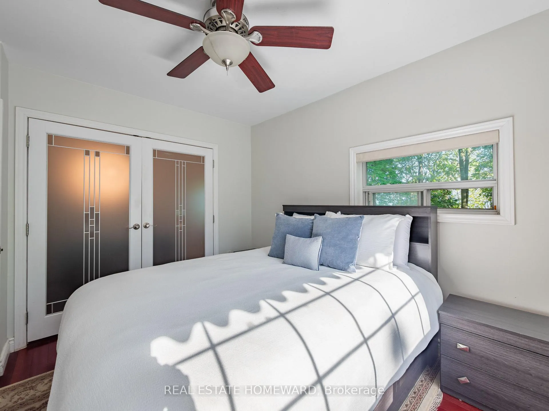 Photo 10 of 4 Silver Birch Avenue, Toronto, The Beaches — HOMEH