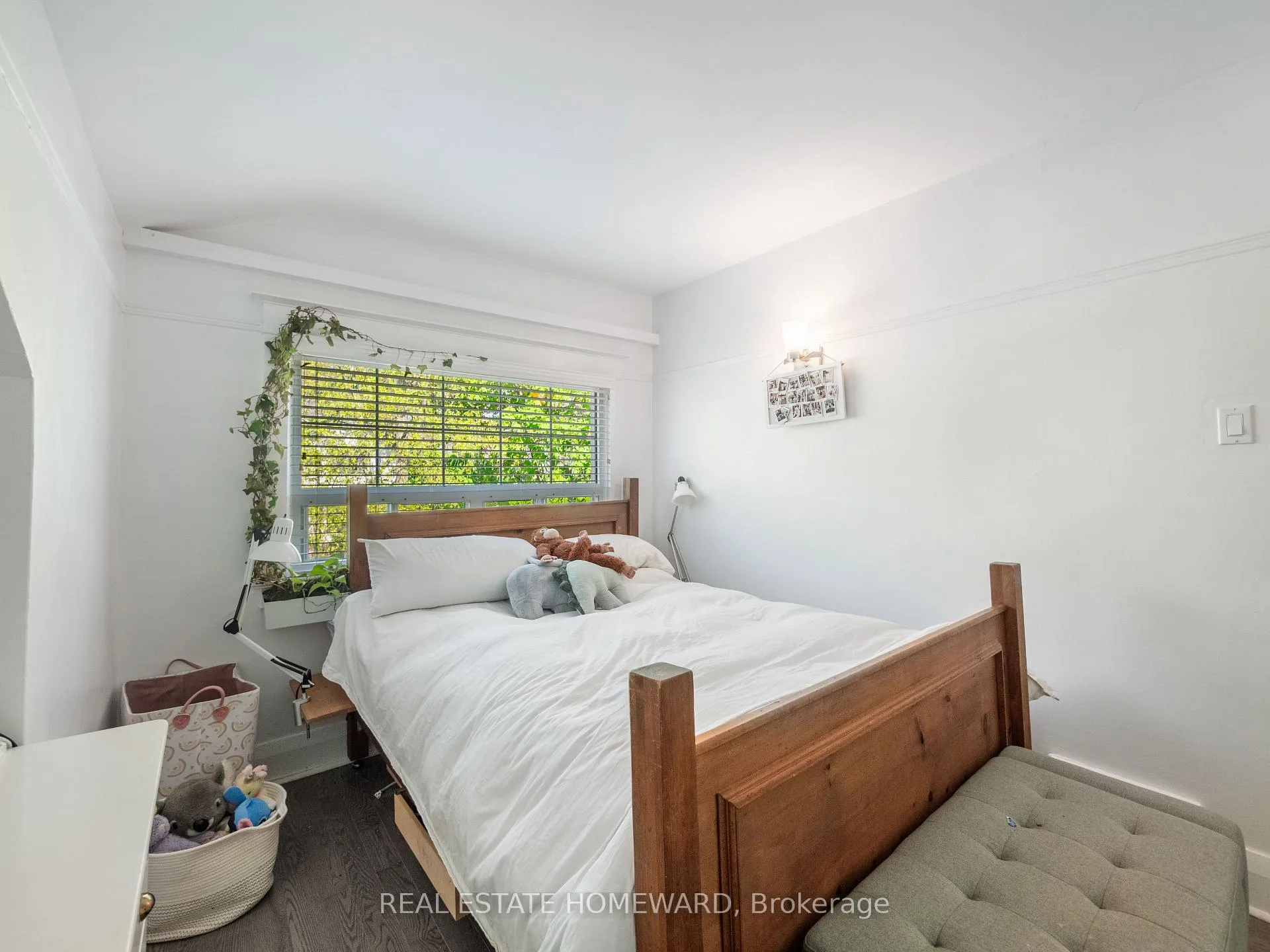 Photo 12 of 4 Silver Birch Avenue, Toronto, The Beaches — HOMEH
