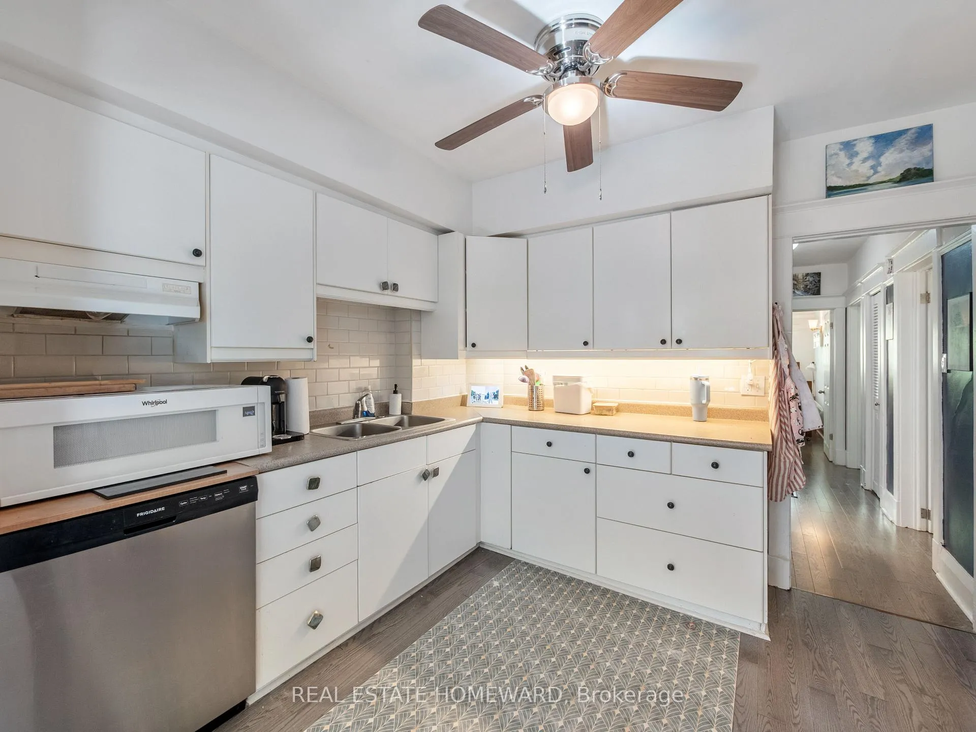 Photo 17 of 4 Silver Birch Avenue, Toronto, The Beaches — HOMEH