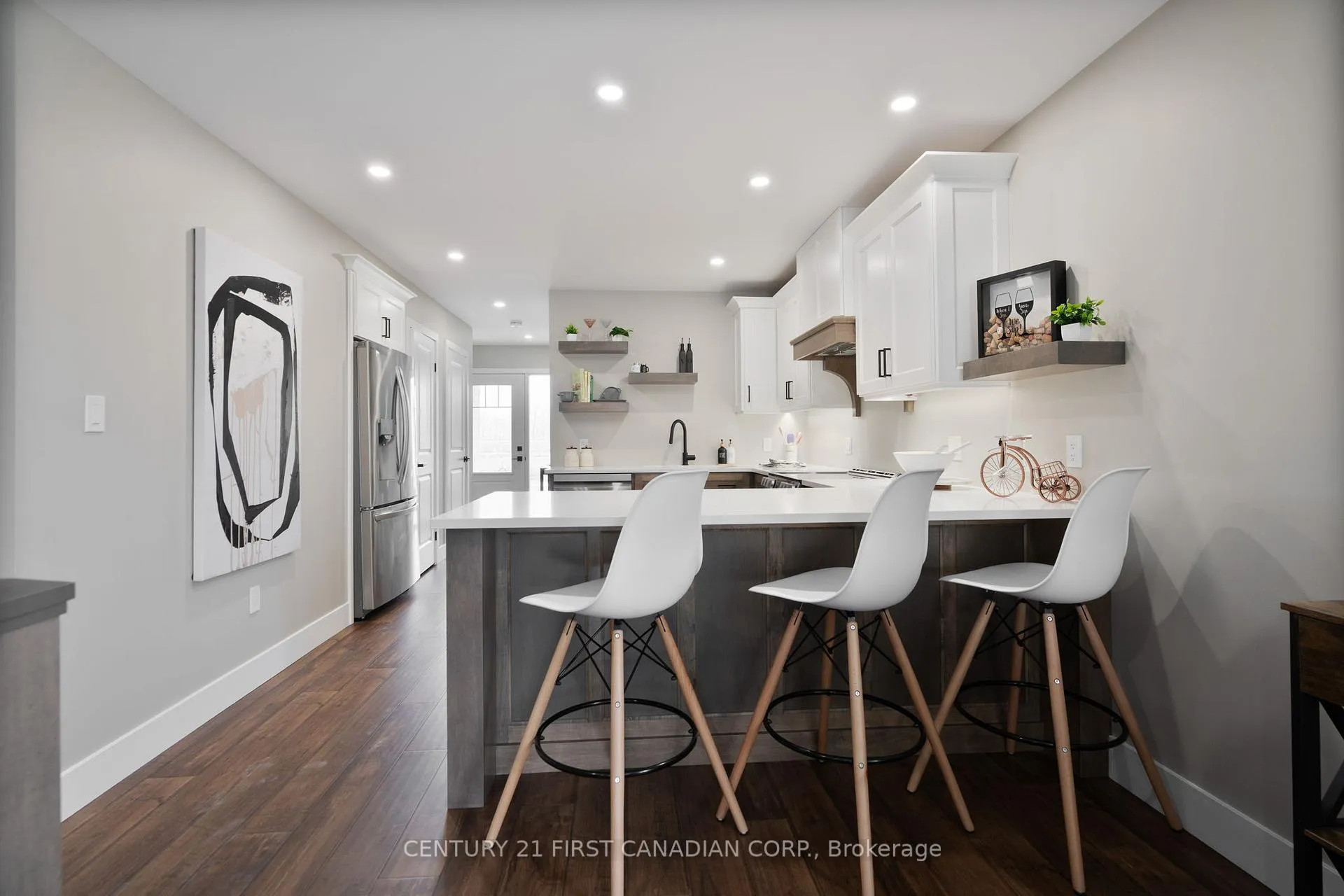 Photo 13 of 125 Addison Avenue, Lucan Biddulph, Lucan — HOMEH