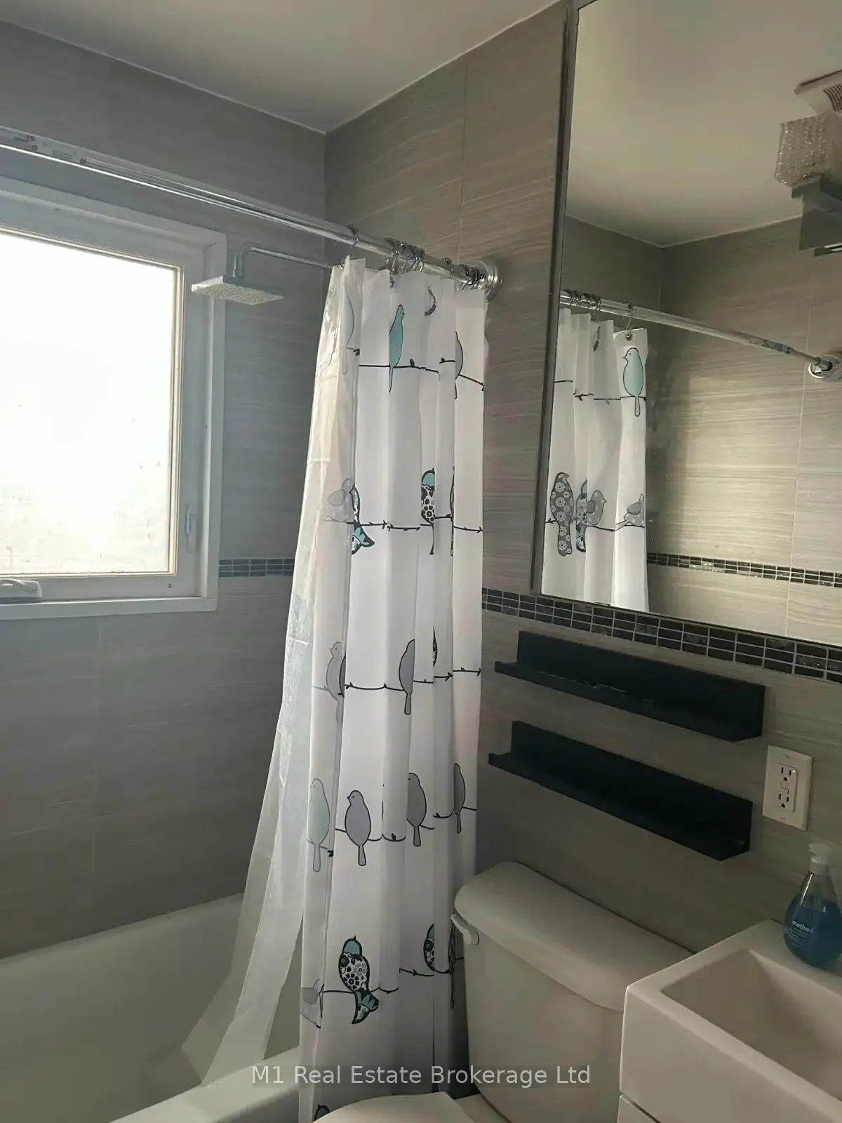 Photo 5 of Unit E, 350 Paisley Road E, Guelph, Junction/Onward Willow — HOMEH