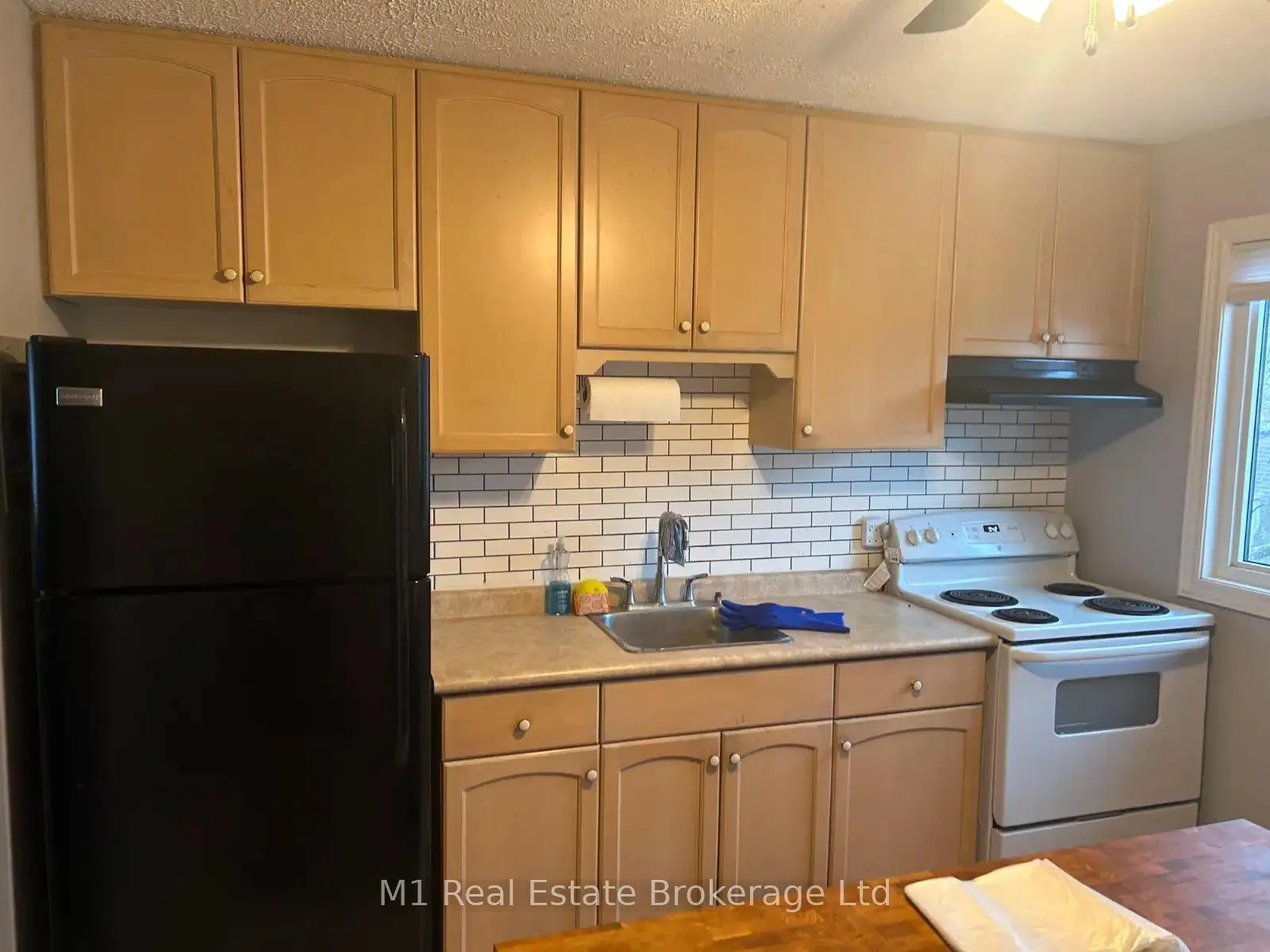Photo 7 of Unit E, 350 Paisley Road E, Guelph, Junction/Onward Willow — HOMEH
