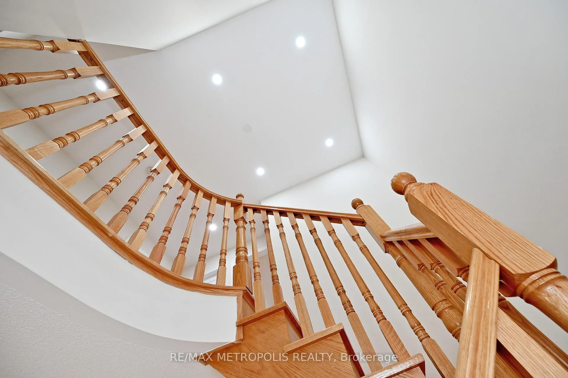 Photo 29 of 30 Wasaga Road, Brampton, Credit Valley — HOMEH