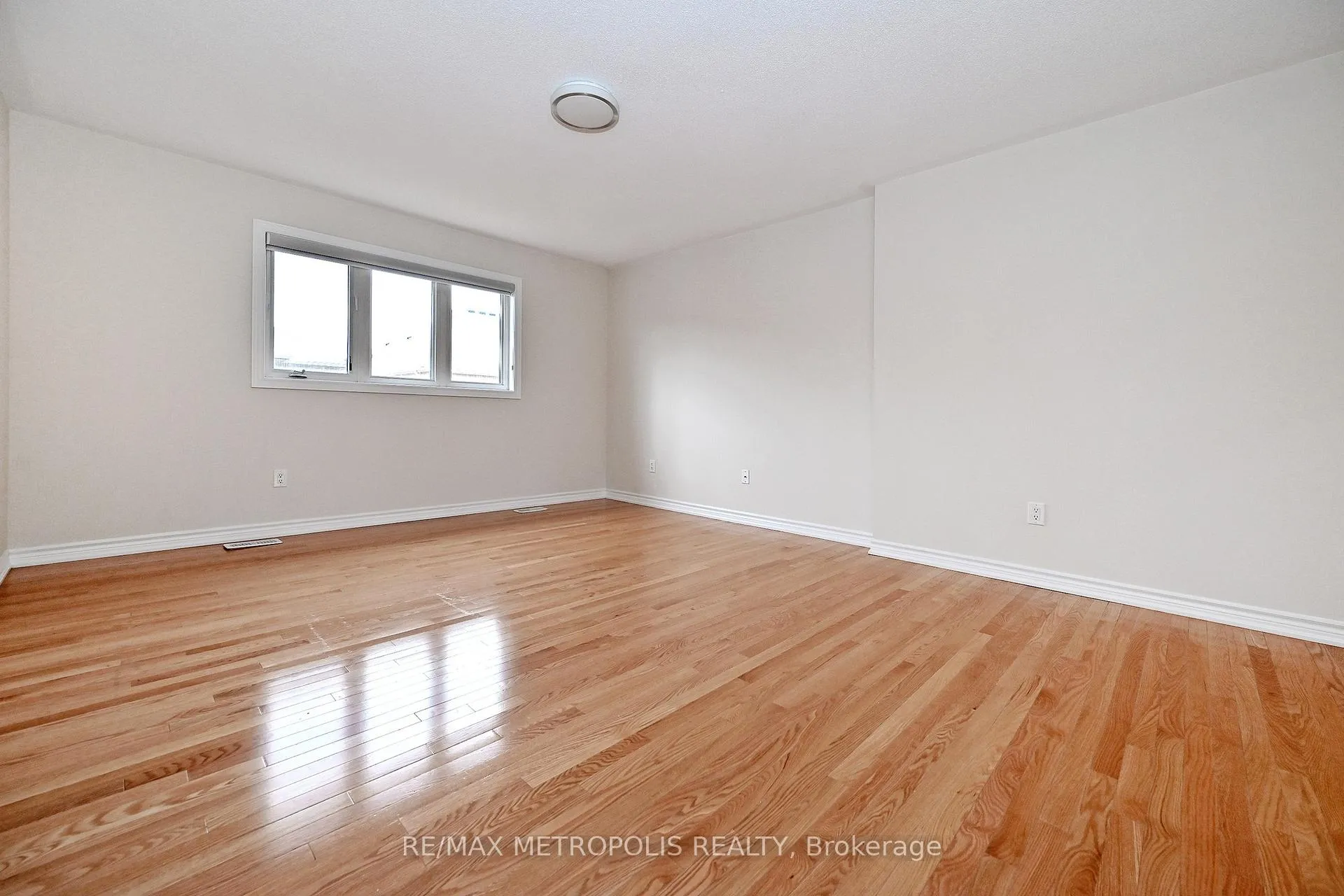 Photo 34 of 30 Wasaga Road, Brampton, Credit Valley — HOMEH