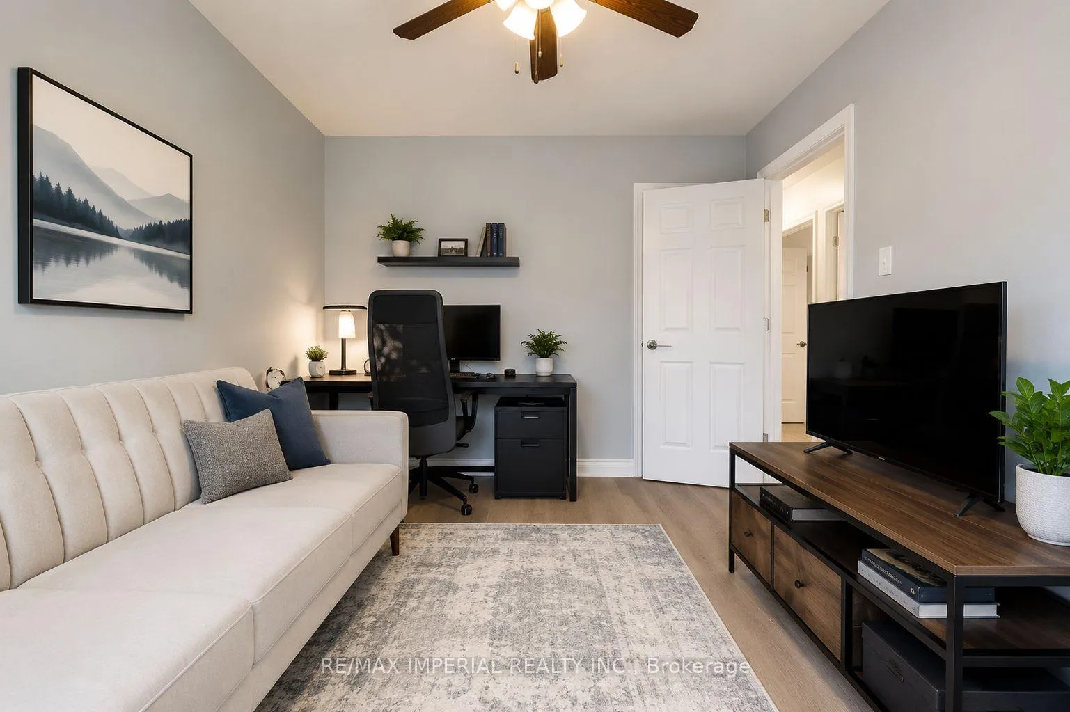 Photo 8 of Unit Main, 711 Gilbert Street W, Whitby, Downtown Whitby — HOMEH