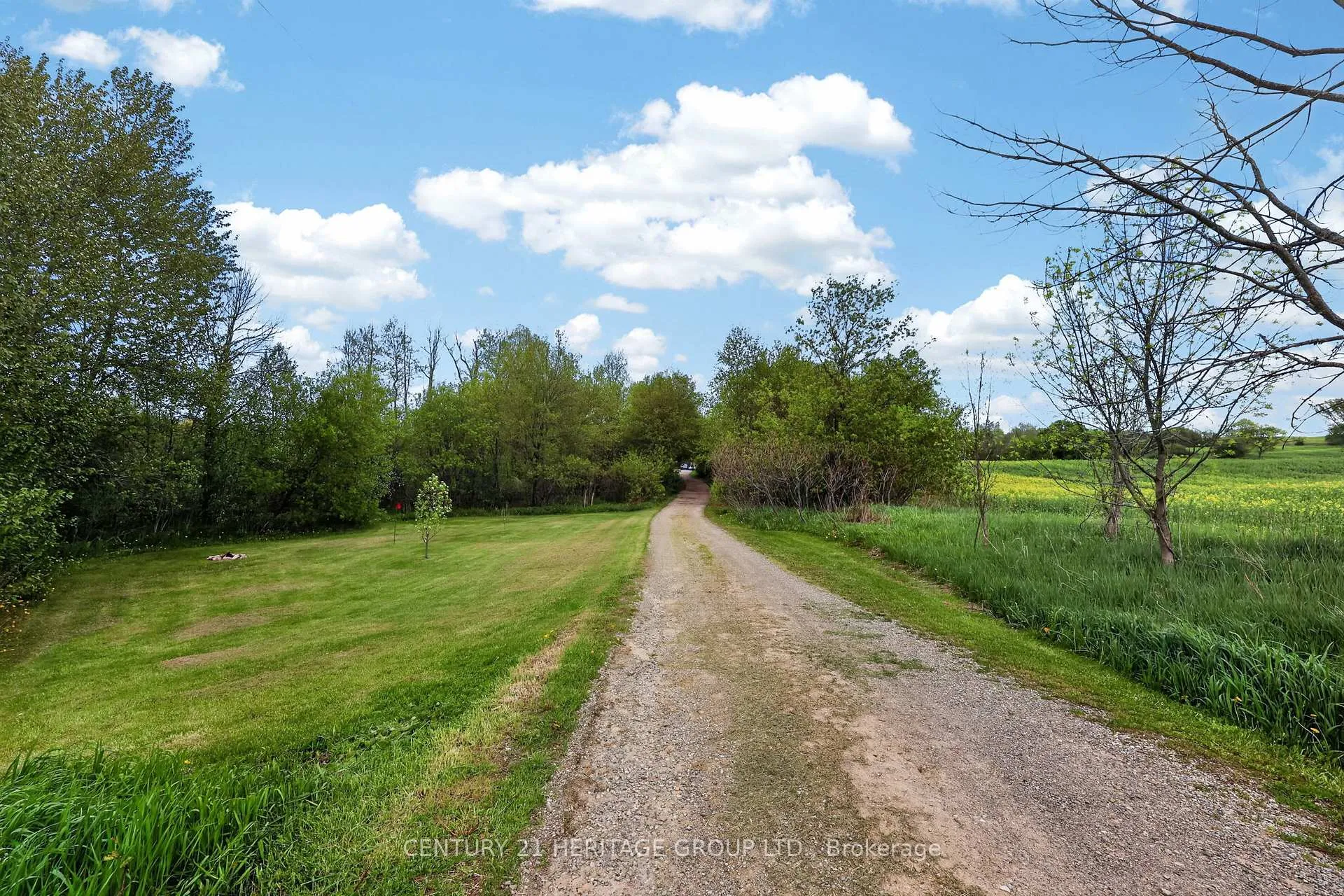 Photo 2 of 6675 Scotch Line, Essa, Rural Essa — HOMEH