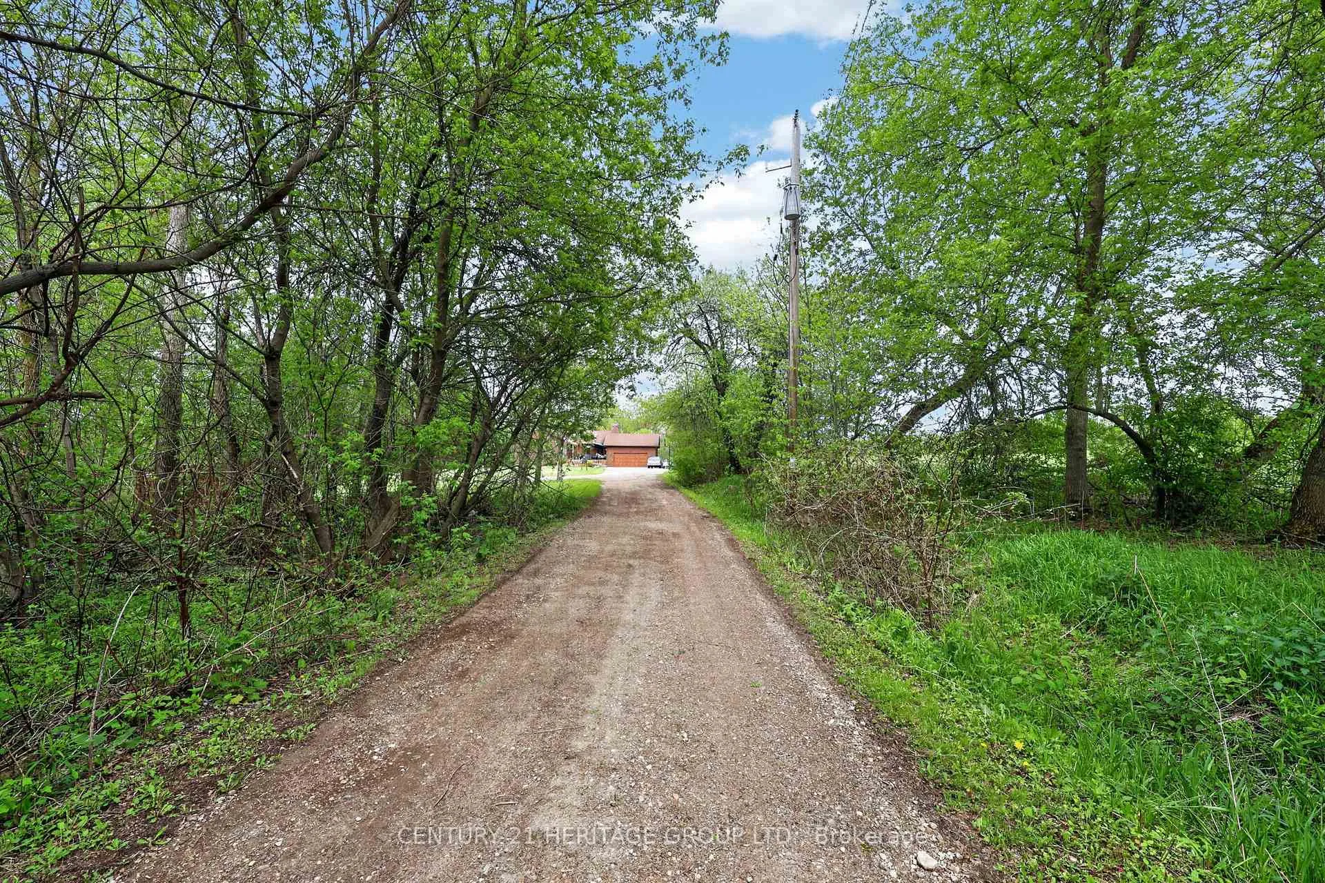 Photo 3 of 6675 Scotch Line, Essa, Rural Essa — HOMEH