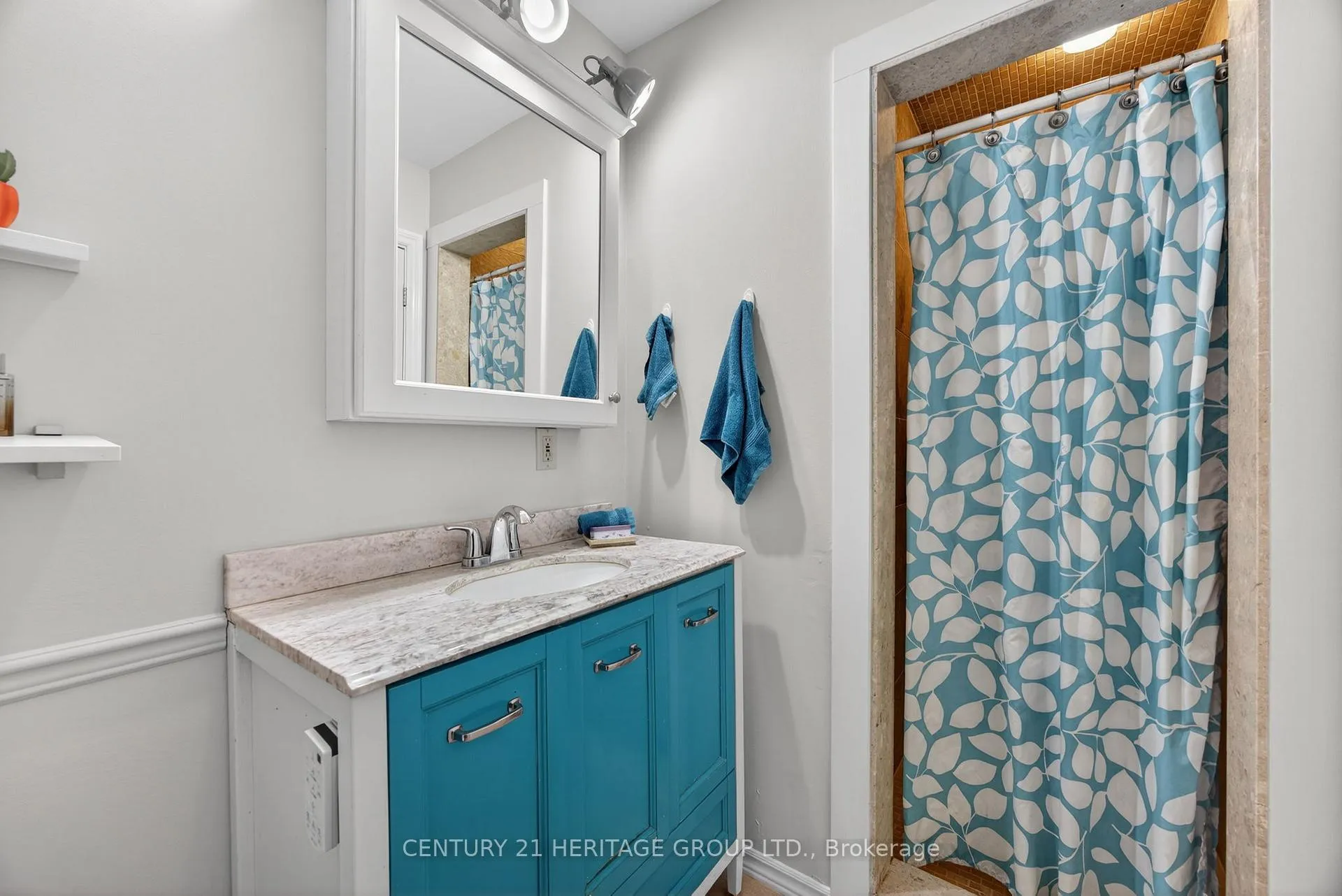 Photo 25 of 6675 Scotch Line, Essa, Rural Essa — HOMEH