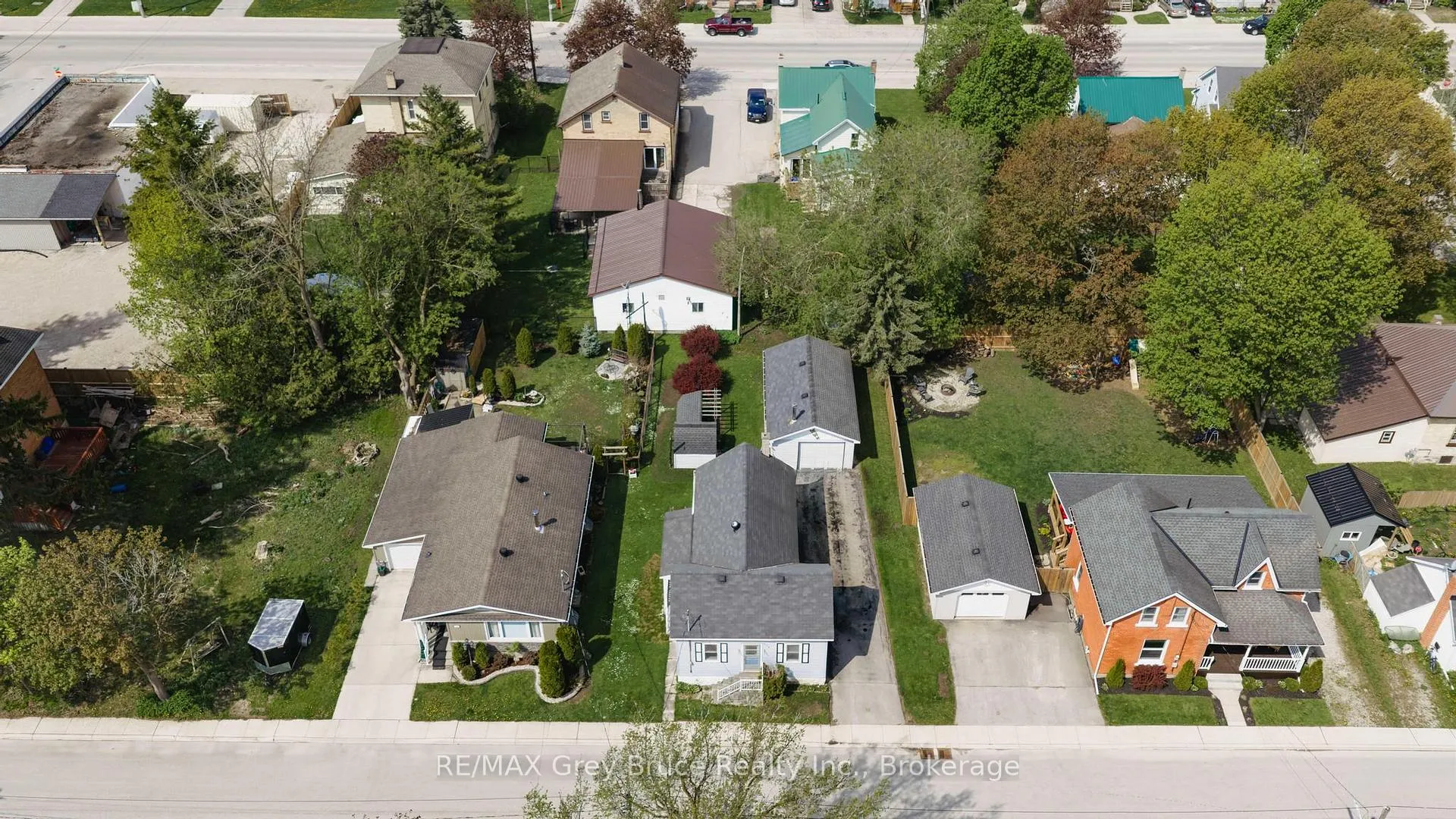 Photo 4 of 236 2nd Avenue S, Arran-Elderslie — HOMEH