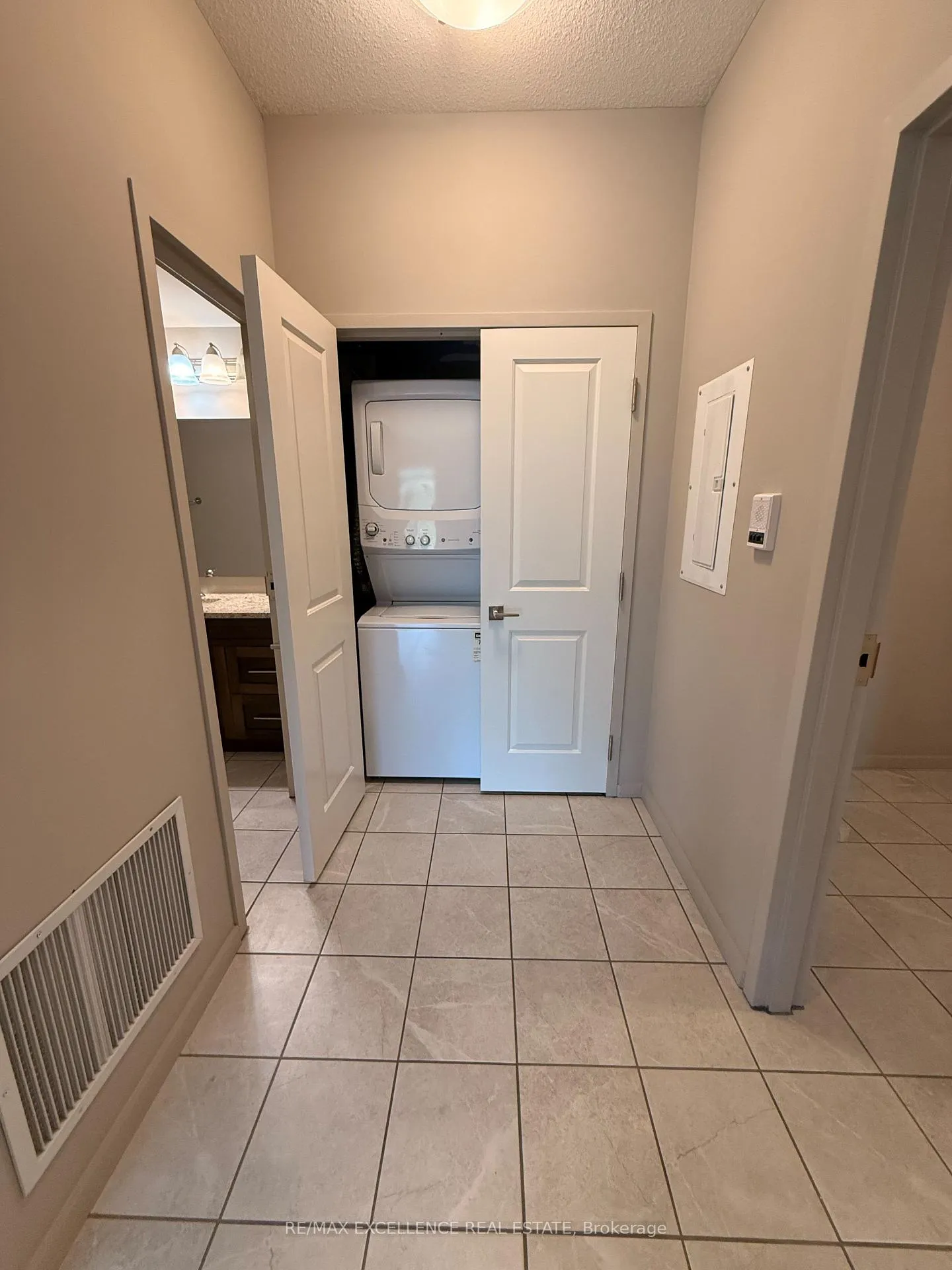 Photo 9 of Unit 302, 1518 Pelham Street, Pelham, Fonthill — HOMEH