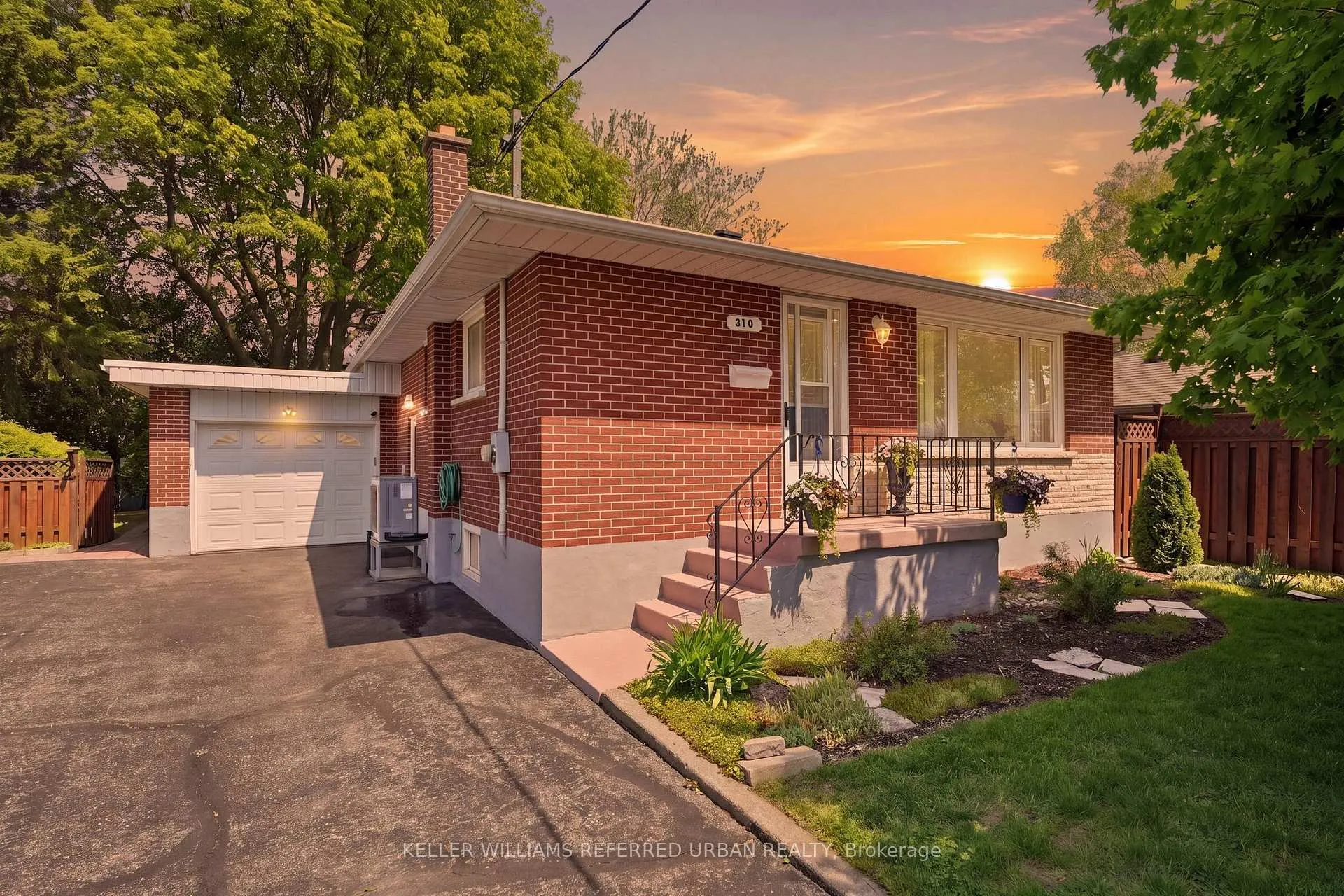Photo 1 of 318 Marion Avenue, Oshawa, McLaughlin — HOMEH