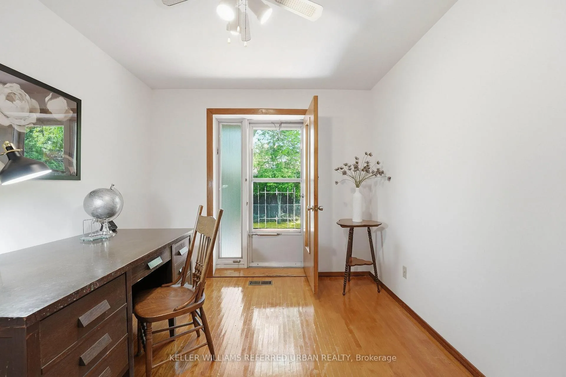 Photo 11 of 318 Marion Avenue, Oshawa, McLaughlin — HOMEH