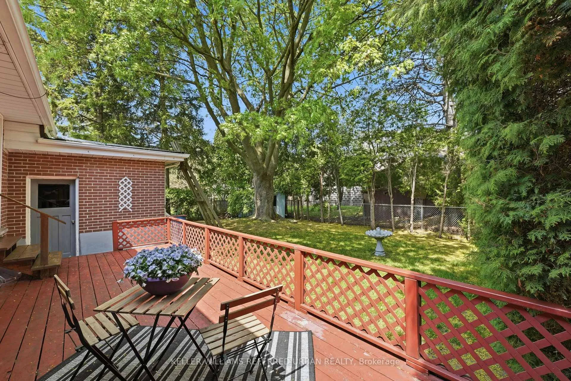 Photo 12 of 318 Marion Avenue, Oshawa, McLaughlin — HOMEH
