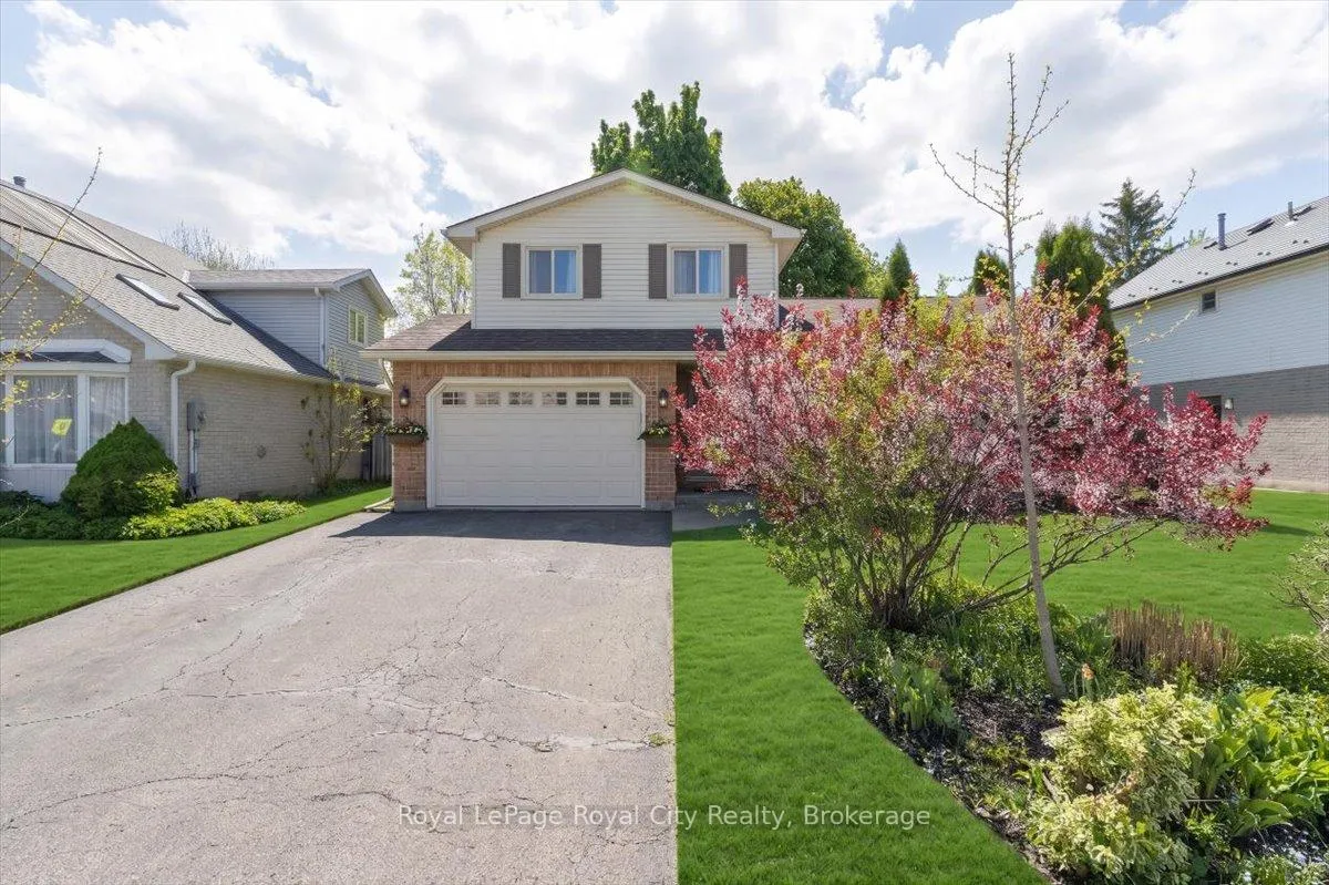 Photo 1 of 4 Smart Street, Guelph, Kortright West — HOMEH