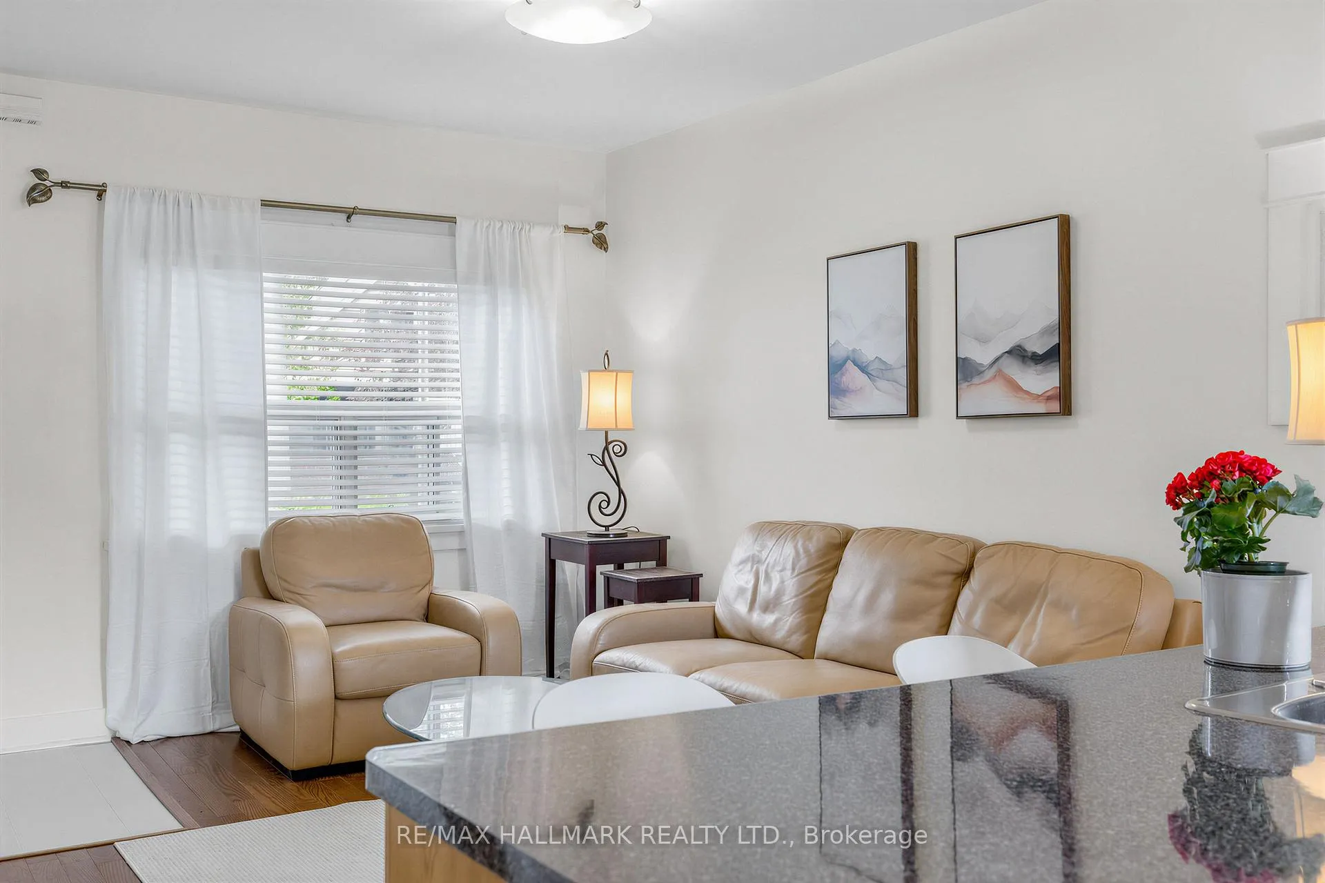 Photo 13 of 65 Wallington Avenue, Toronto, Woodbine-Lumsden — HOMEH