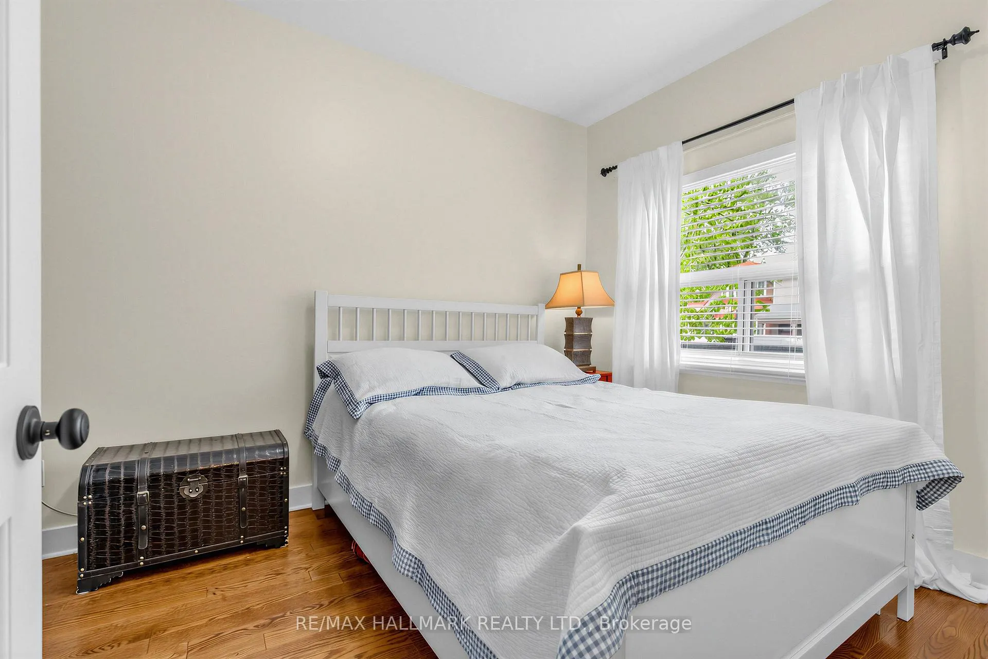 Photo 14 of 65 Wallington Avenue, Toronto, Woodbine-Lumsden — HOMEH