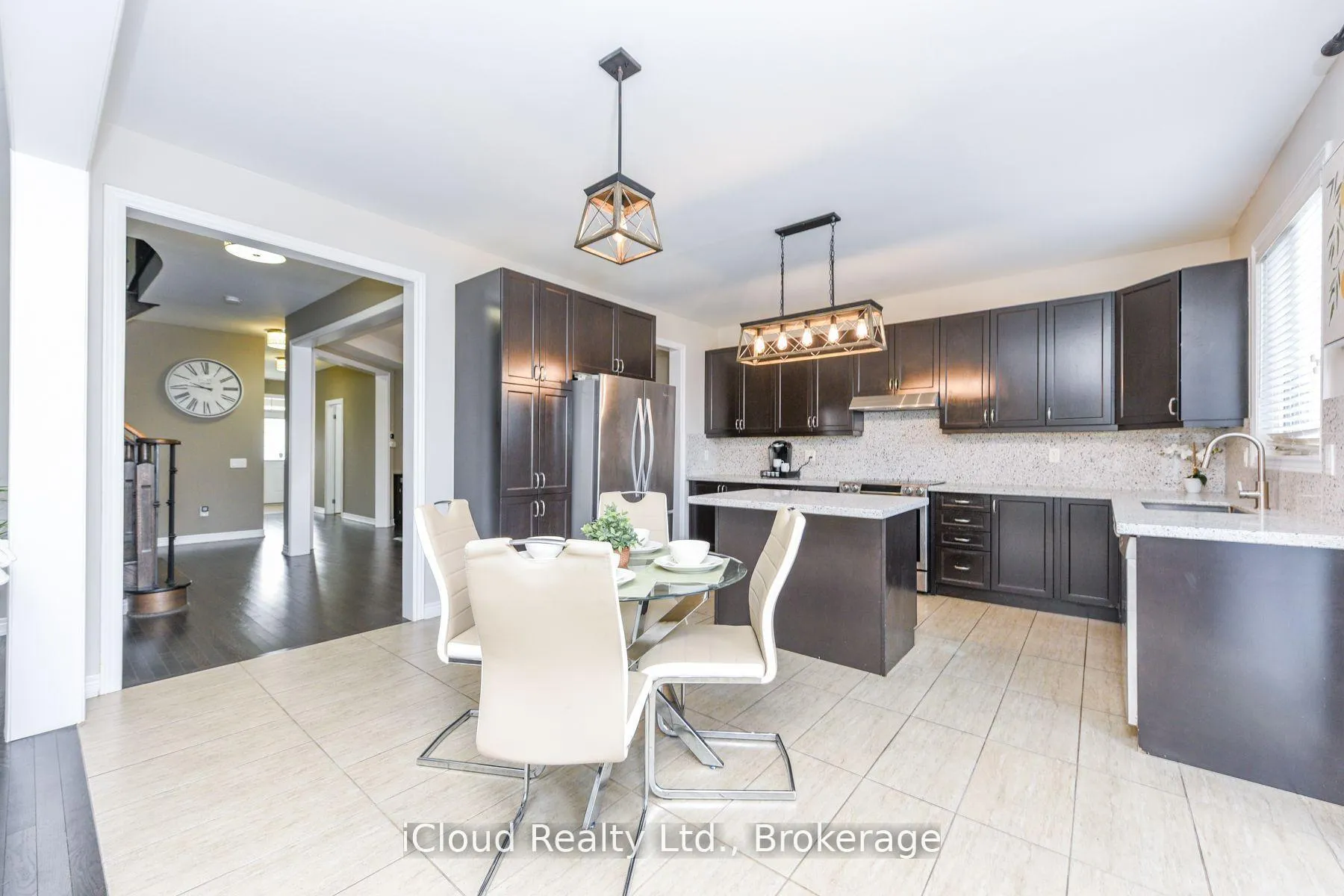 Photo 14 of 60 Valleyway Drive, Brampton, Credit Valley — HOMEH