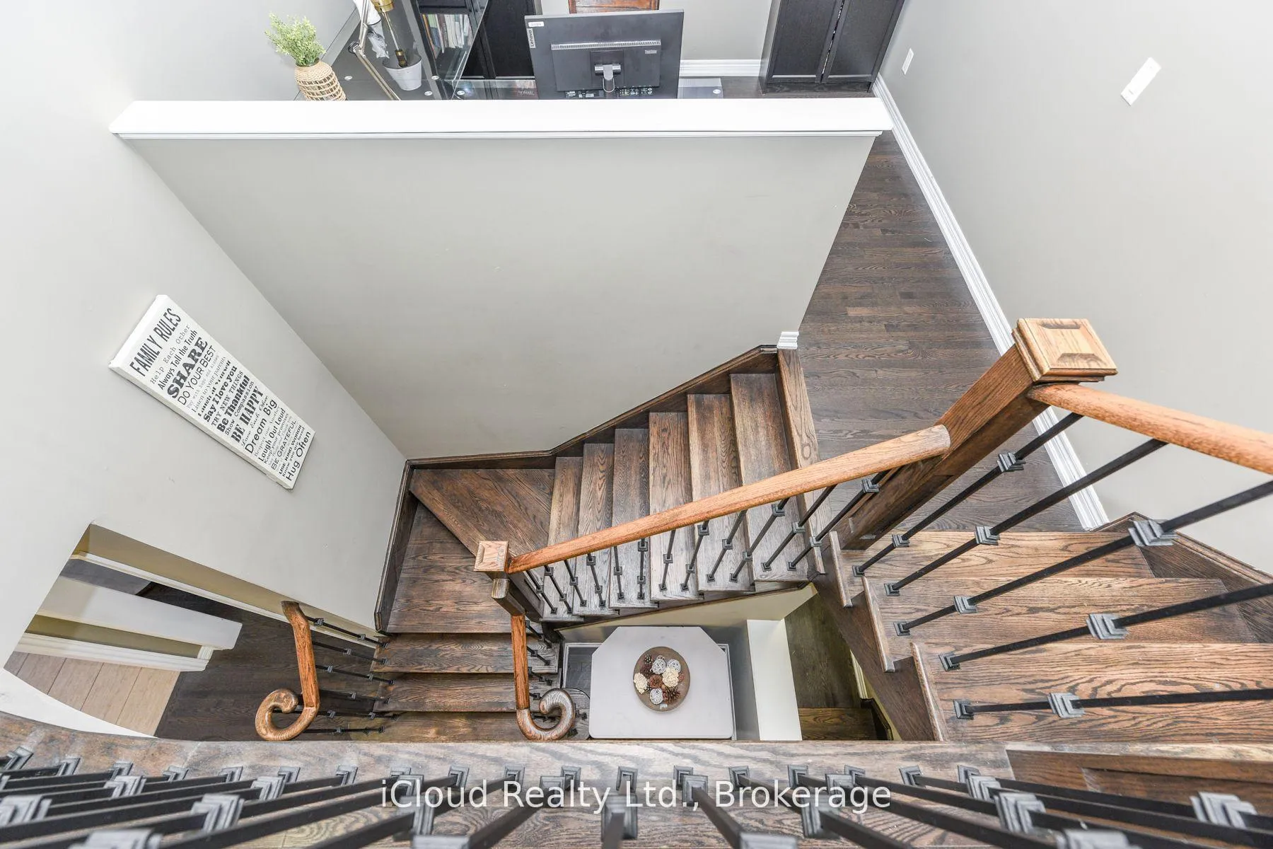 Photo 22 of 60 Valleyway Drive, Brampton, Credit Valley — HOMEH