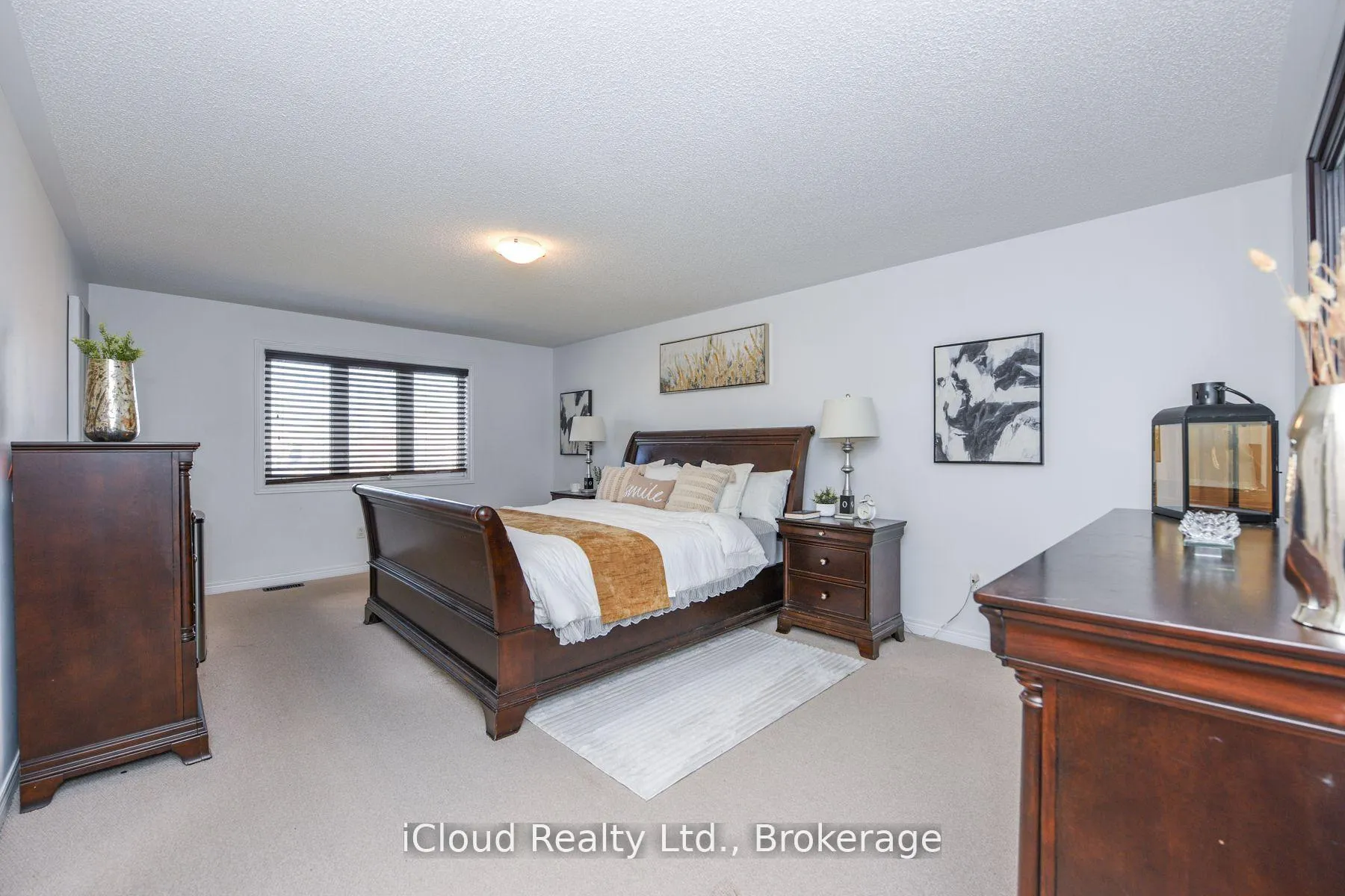 Photo 25 of 60 Valleyway Drive, Brampton, Credit Valley — HOMEH