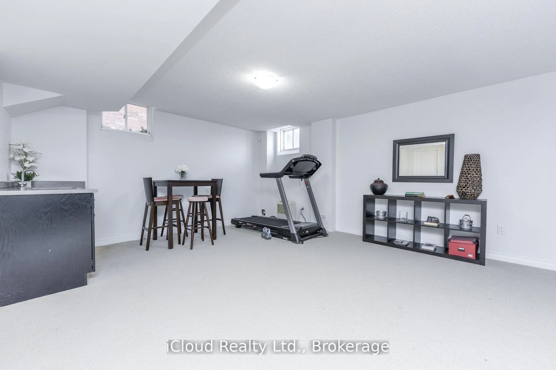Photo 37 of 60 Valleyway Drive, Brampton, Credit Valley — HOMEH