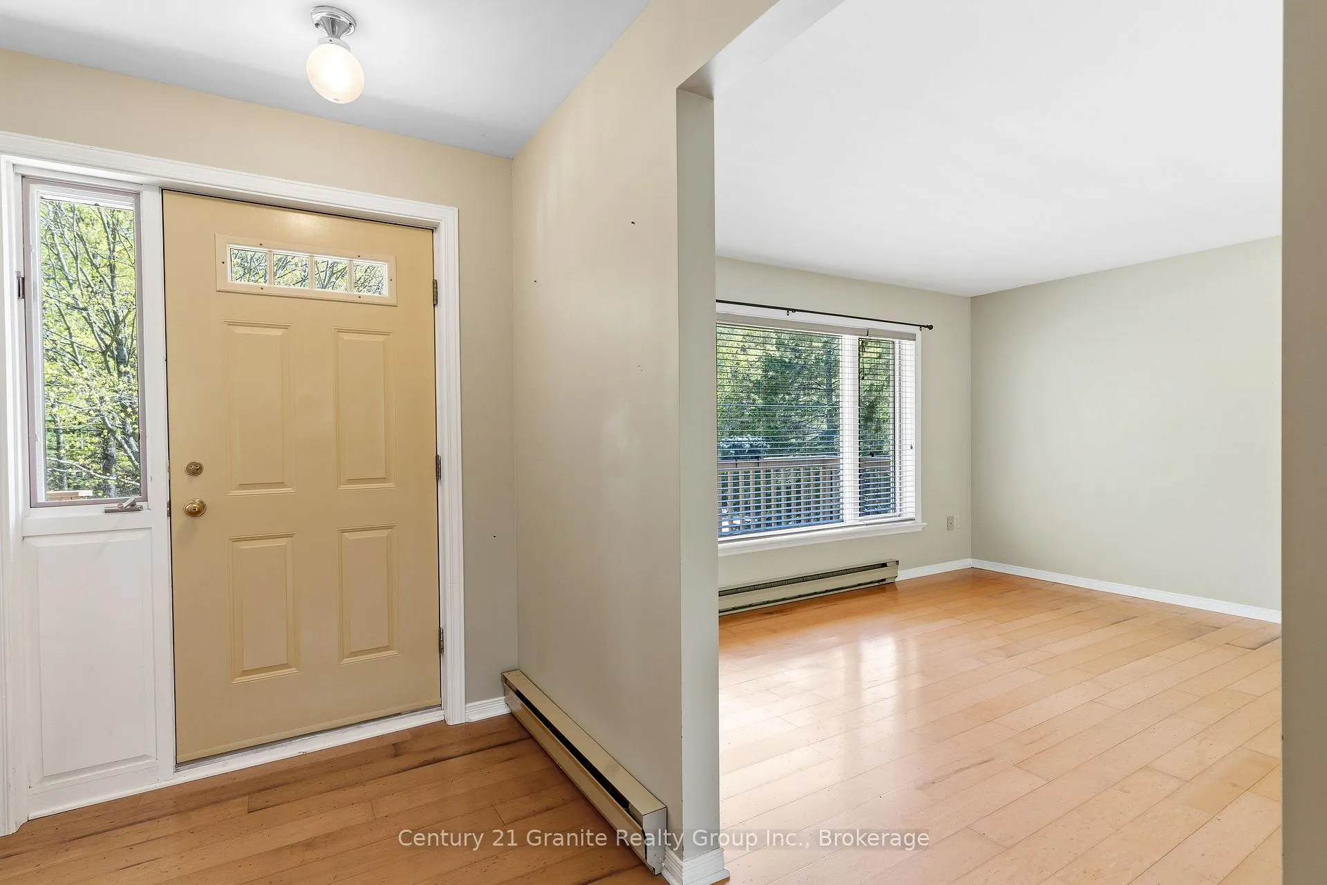 Photo 6 of 117 Riverside Drive E, Dysart et al, Dysart — HOMEH