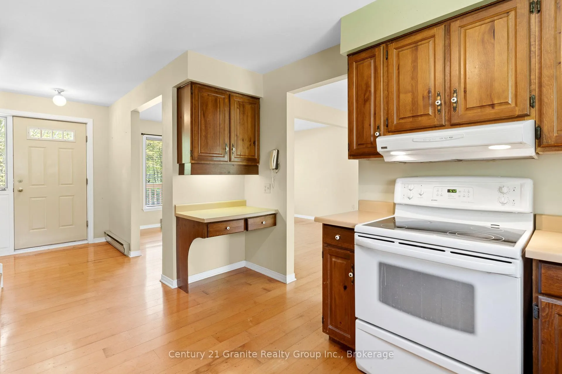Photo 17 of 117 Riverside Drive E, Dysart et al, Dysart — HOMEH