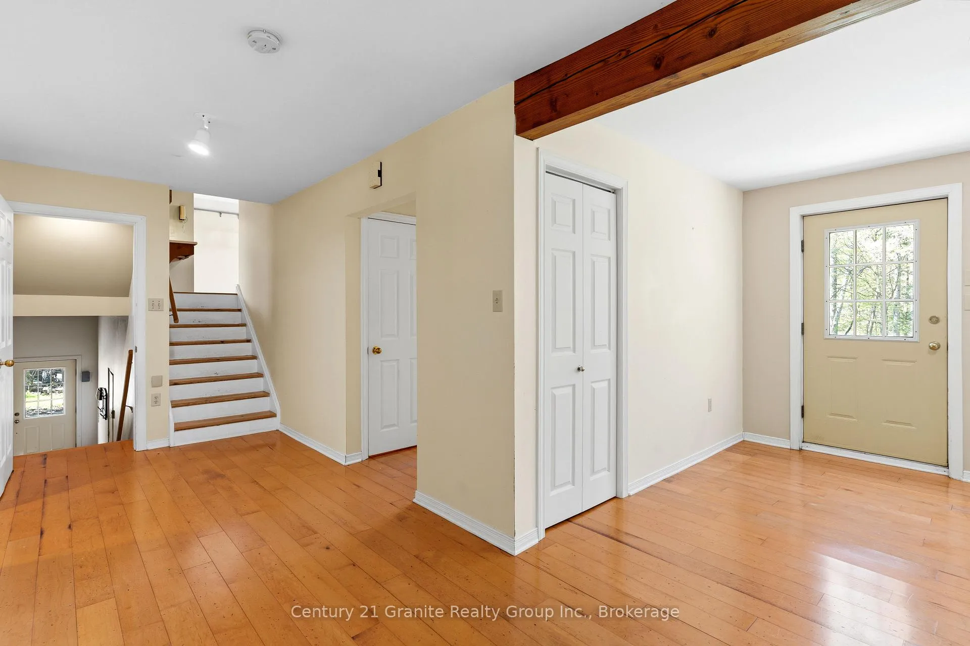 Photo 25 of 117 Riverside Drive E, Dysart et al, Dysart — HOMEH