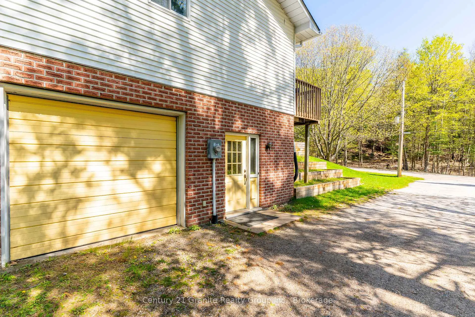 Photo 46 of 117 Riverside Drive E, Dysart et al, Dysart — HOMEH