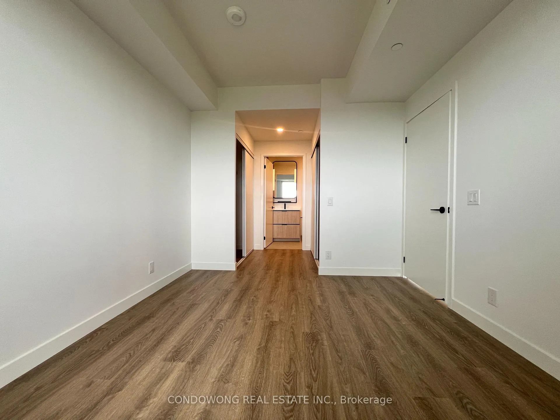 Photo 5 of Unit 609, 1050 Eastern Avenue, Toronto, The Beaches — HOMEH